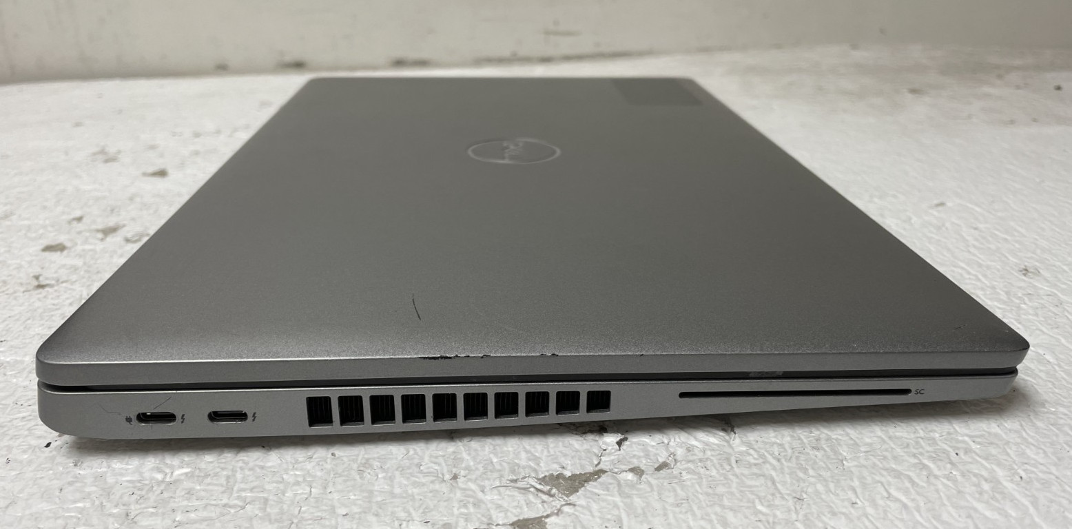 Dell Latitude 5520 15.6″ Intel i5-1145G7 8GB RAM No SSD Broken Screen Parts READ
