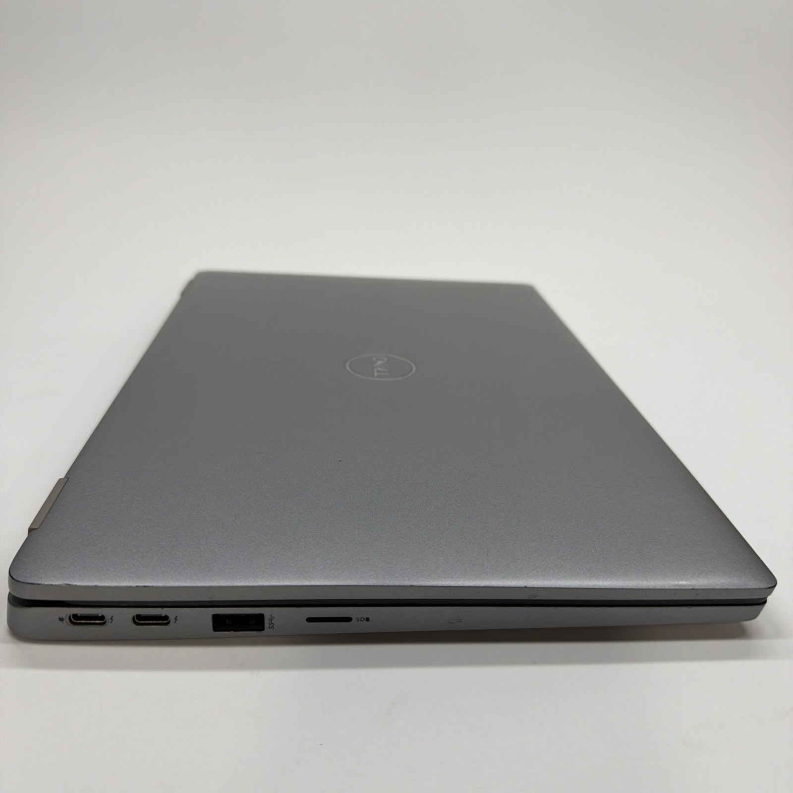 Dell Latitude 5320 13″ i5-1145G7 256GB SSD 16GB RAM 128GB Intel Iris Xe Graphics