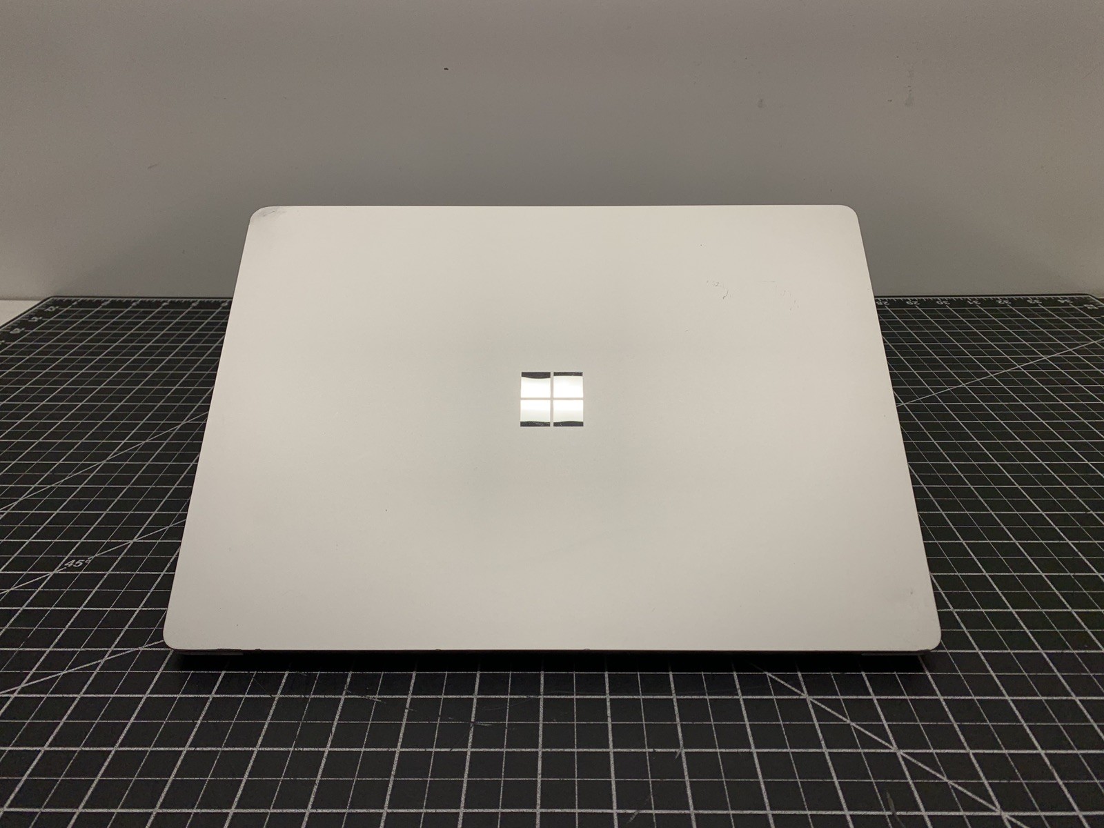 Microsoft Surface Laptop 3 Intel i5-1035G7 | 8GB RAM, 128GB SSD | #P163
