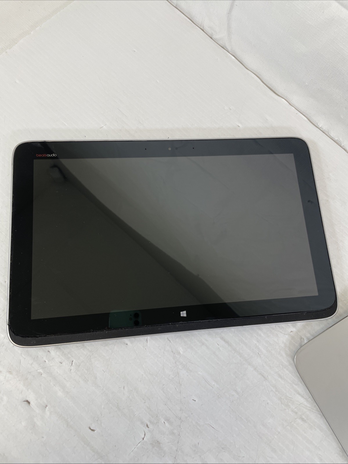 HP Split x2 13.3″ Detachable Laptop Tablet Core i5 2GHz 4GB RAM 128GB SSD Win10
