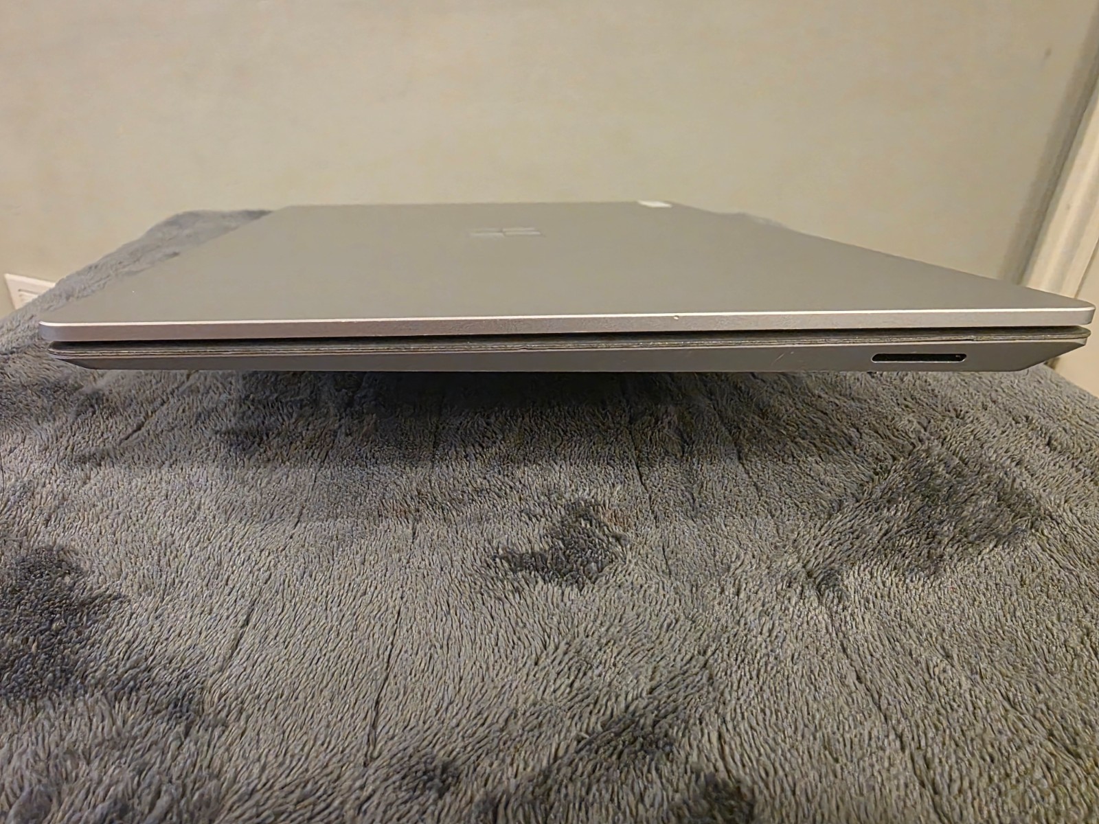 Surface Laptop 5 13.5” Intel Core i7-1265U 16GB RAM 512GB SSD w/ Mag Charger