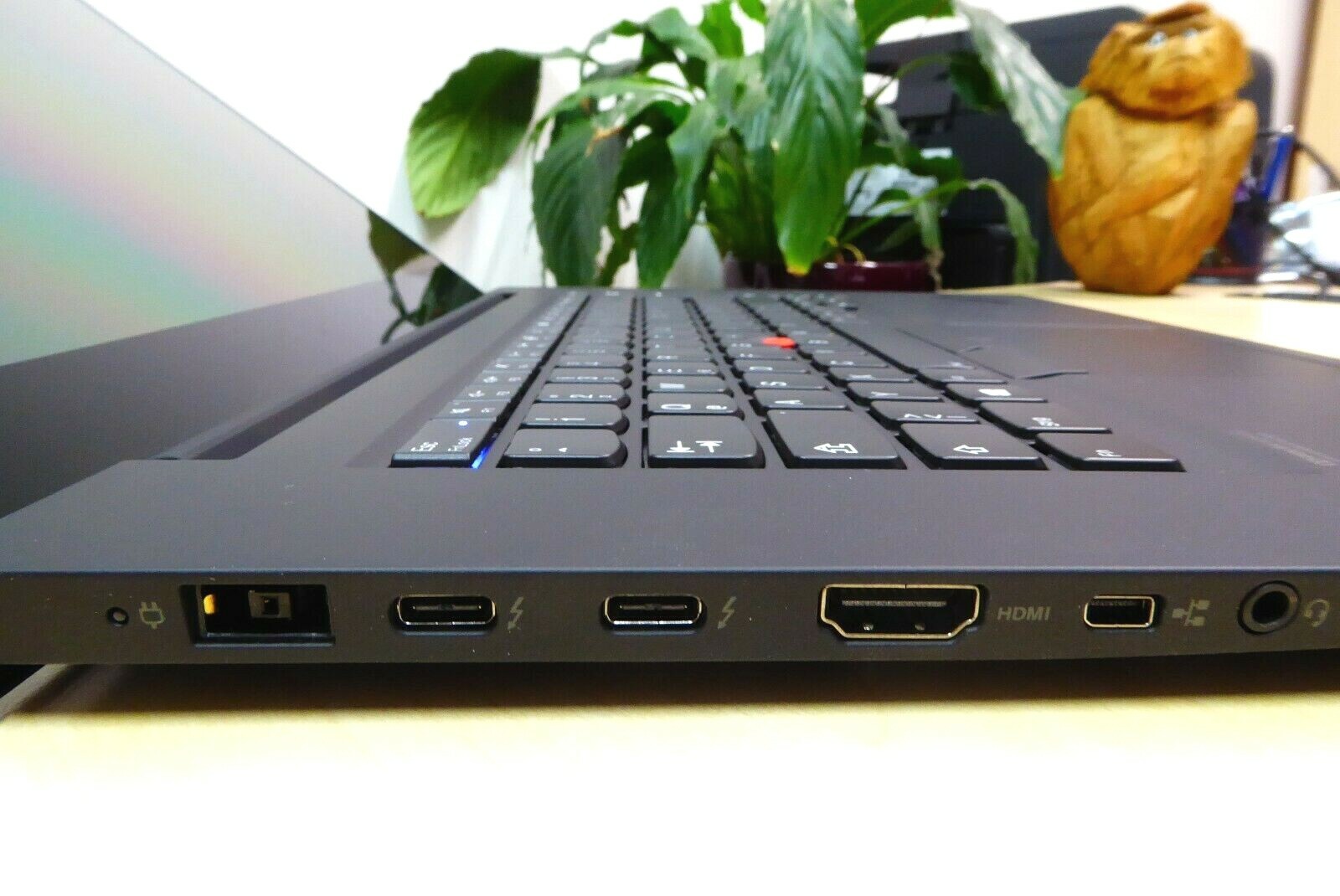 CAPTAIN NOTEBOOK LENOVO X1 EXTREME 2: i7-9750H 64G 1TB TOUCH UHD OLED GTX1650