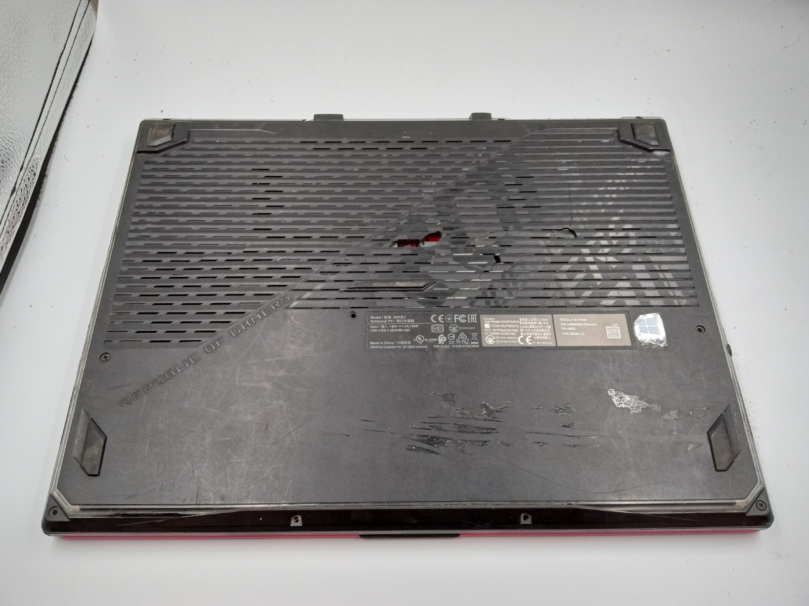 Asus ROG Strix G15 G512LI-BI7N10 Gaming i7-10750H GTX 1650 Ti – PARTS / REPAIR