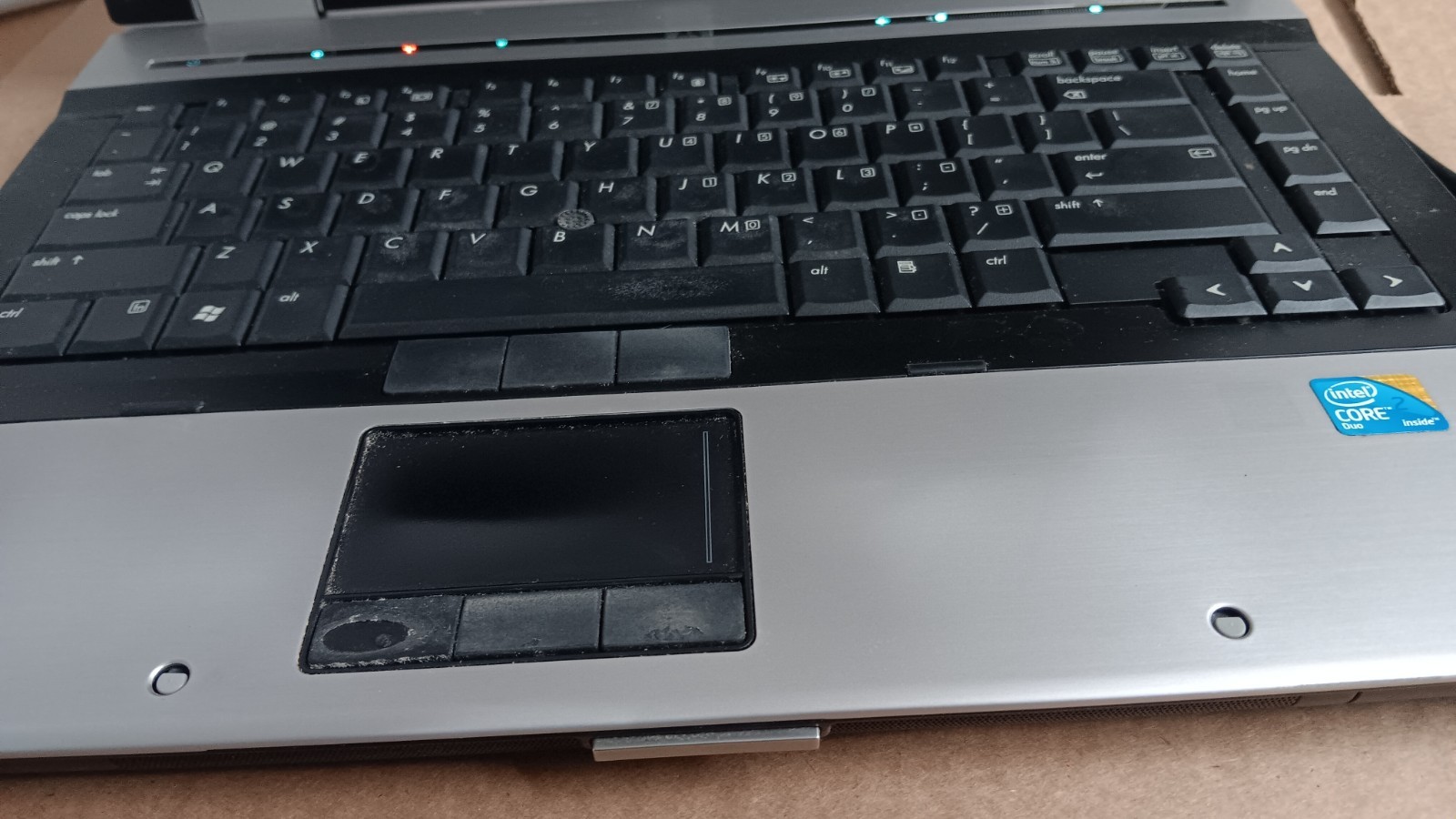 HP EliteBook 8530p Laptop Intel C2D @ 2.53 GHz 15.4″ LCD Screen DVD AC adapter