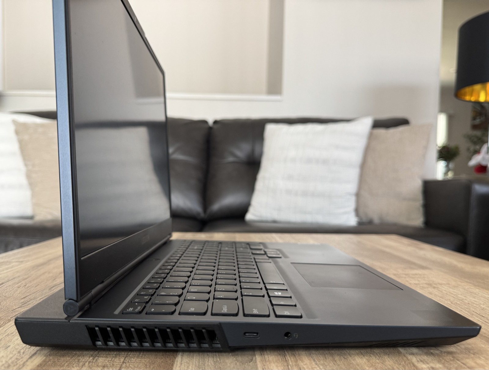 Lenovo Legion 5 15ACH6H, Ryzen 7 5800H, RTX 3050Ti 4 GB, 1 TB SSD, 16 GB 3200MHz