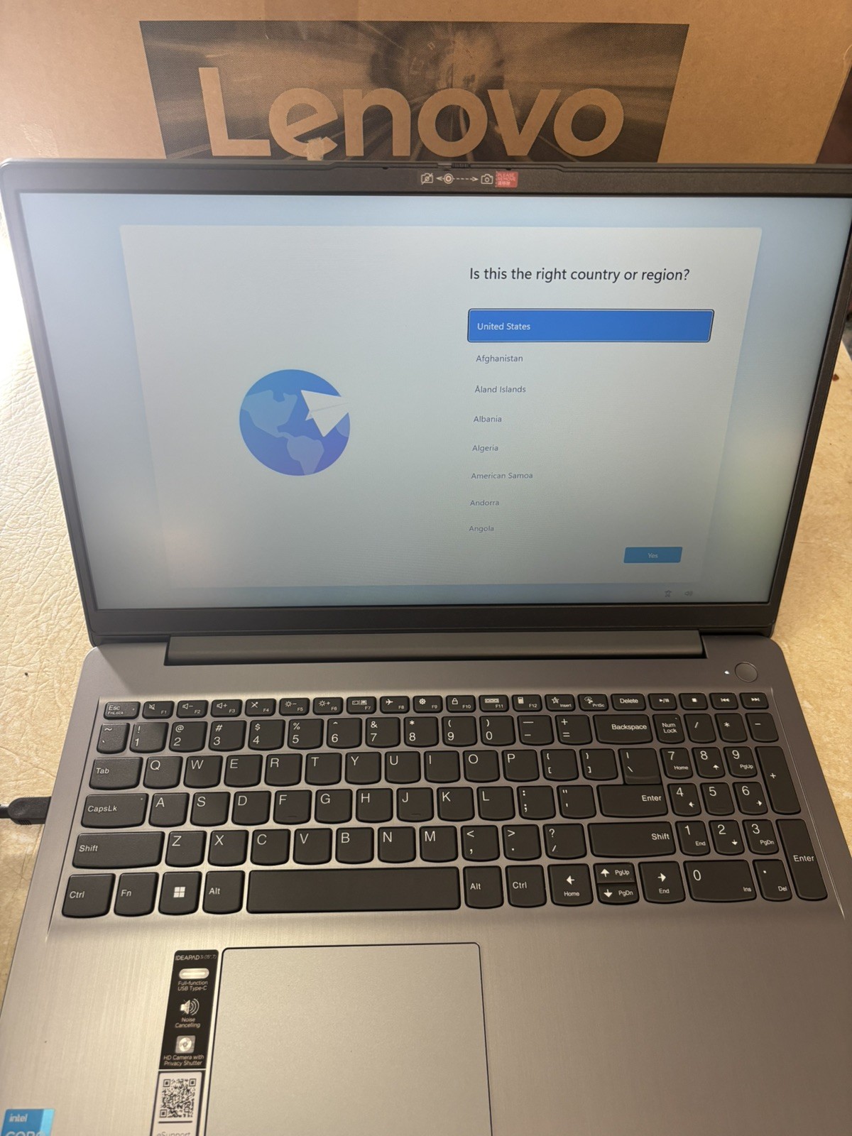Lenovo IdeaPad 1 15IAU7 15.6″ i3-1215U 1.2GHz 8GB RAM 256GB SSD