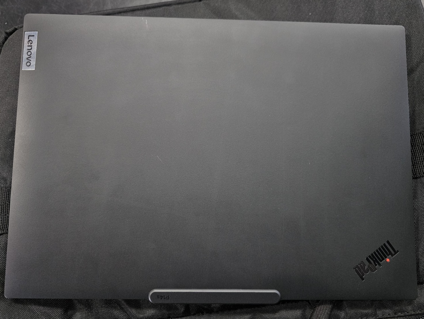 LENOVO THINKPAD P14S GEN 6,1TB SSD,64GB RAM, RYZEN AI PRO 9 HX, RADEON 890M