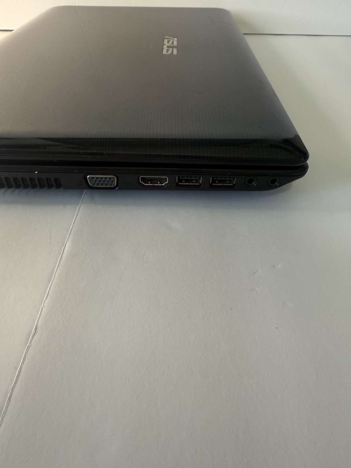 ASUS K52N Notebook Laptop 15.6″ AMD Turion II 6GB RAM 450GB HDD Windows 7 64 Bit