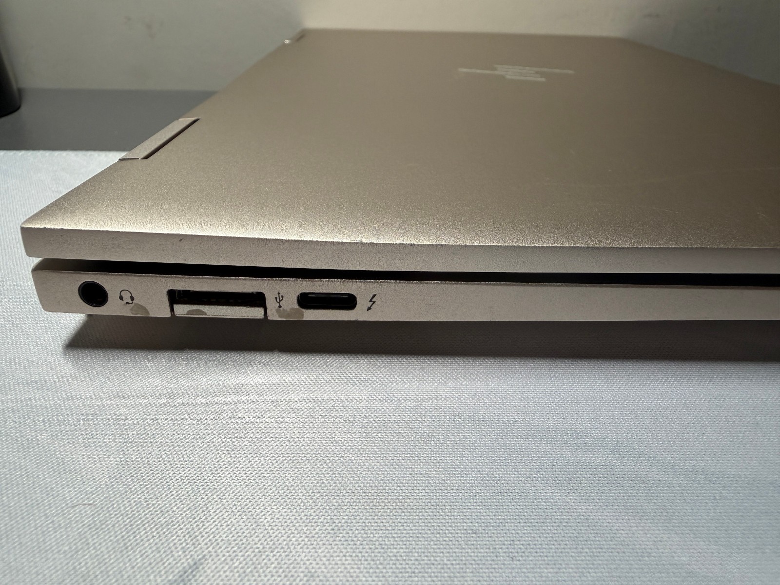 HP ENVY x360 2-in-1 Intel Core i7-1165G7 8GB RAM NO SSD CRACKED SCREEN FOR PARTS