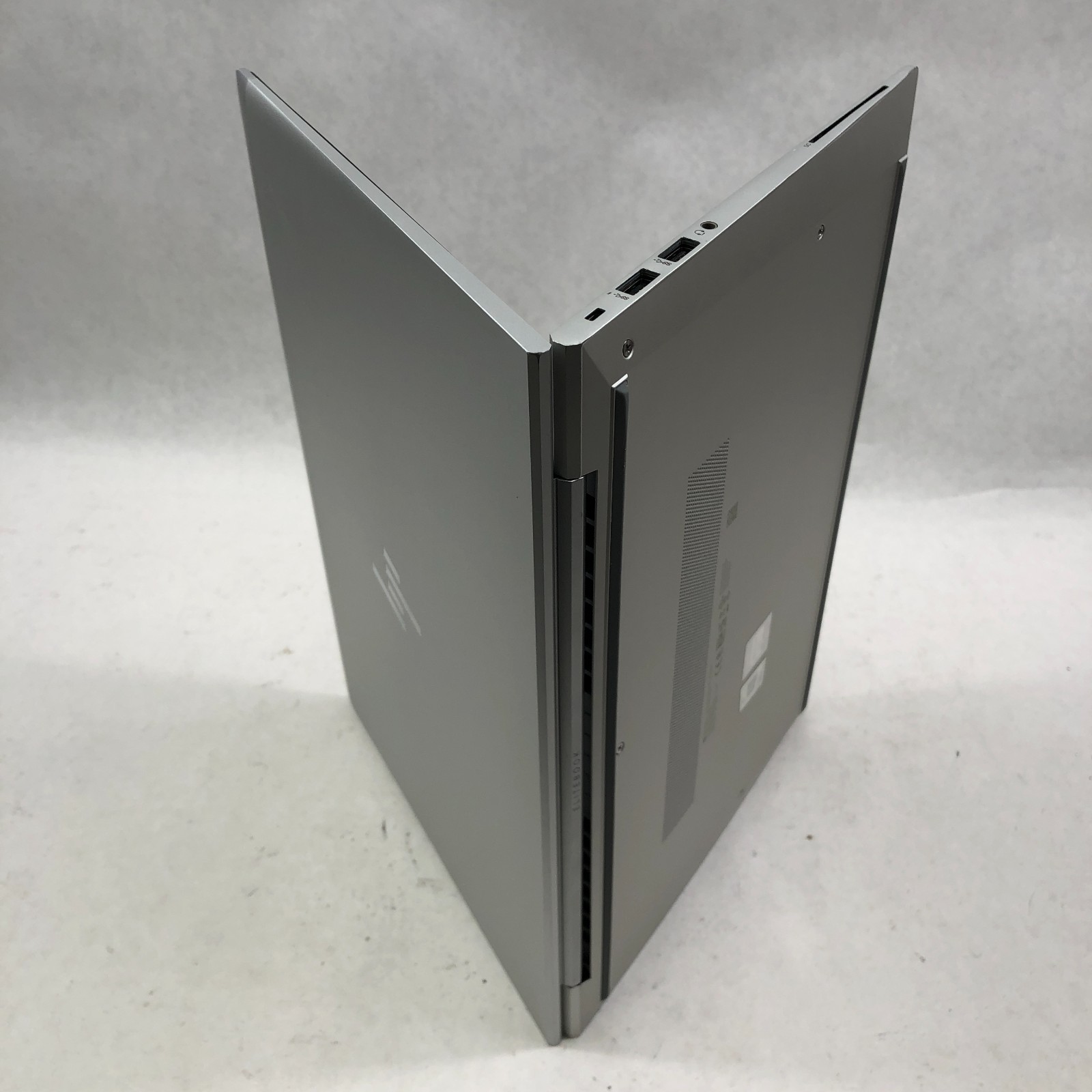 HP EliteBook 840 G8 Intel Core i5-1145G7 2.6GHz 16GB RAM 256GB SSD W11P *READ