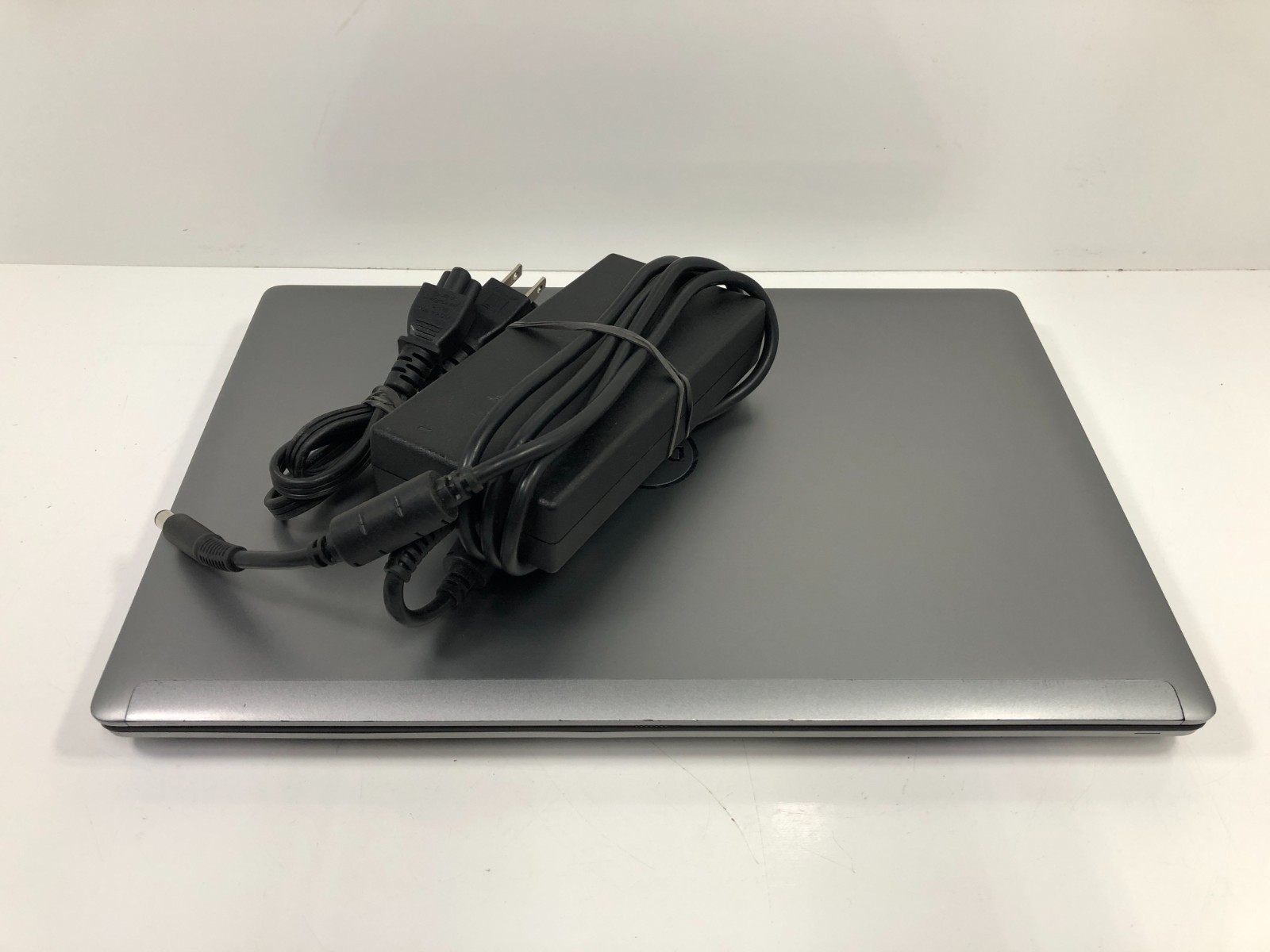 Dell Precision 7560 i9-11950H, 2.6GHz, 32GB, 512GB NVMe, WIN11Pro NVIDIA T1200