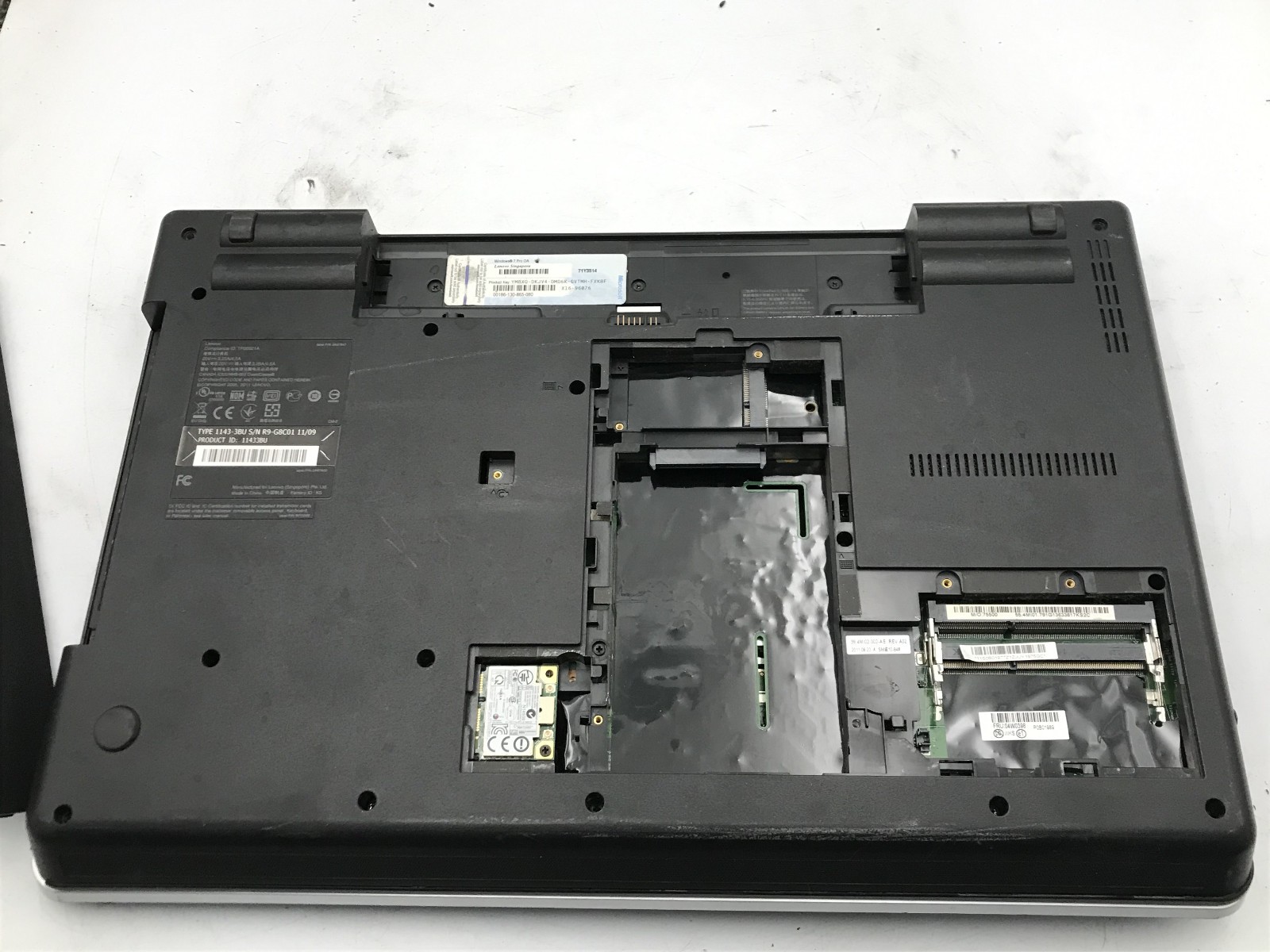 LENOVO THINKPAD E520 – FOR PARTS – INTEL I5 2ND GEN – 4GB RAM – READ DESC – BB