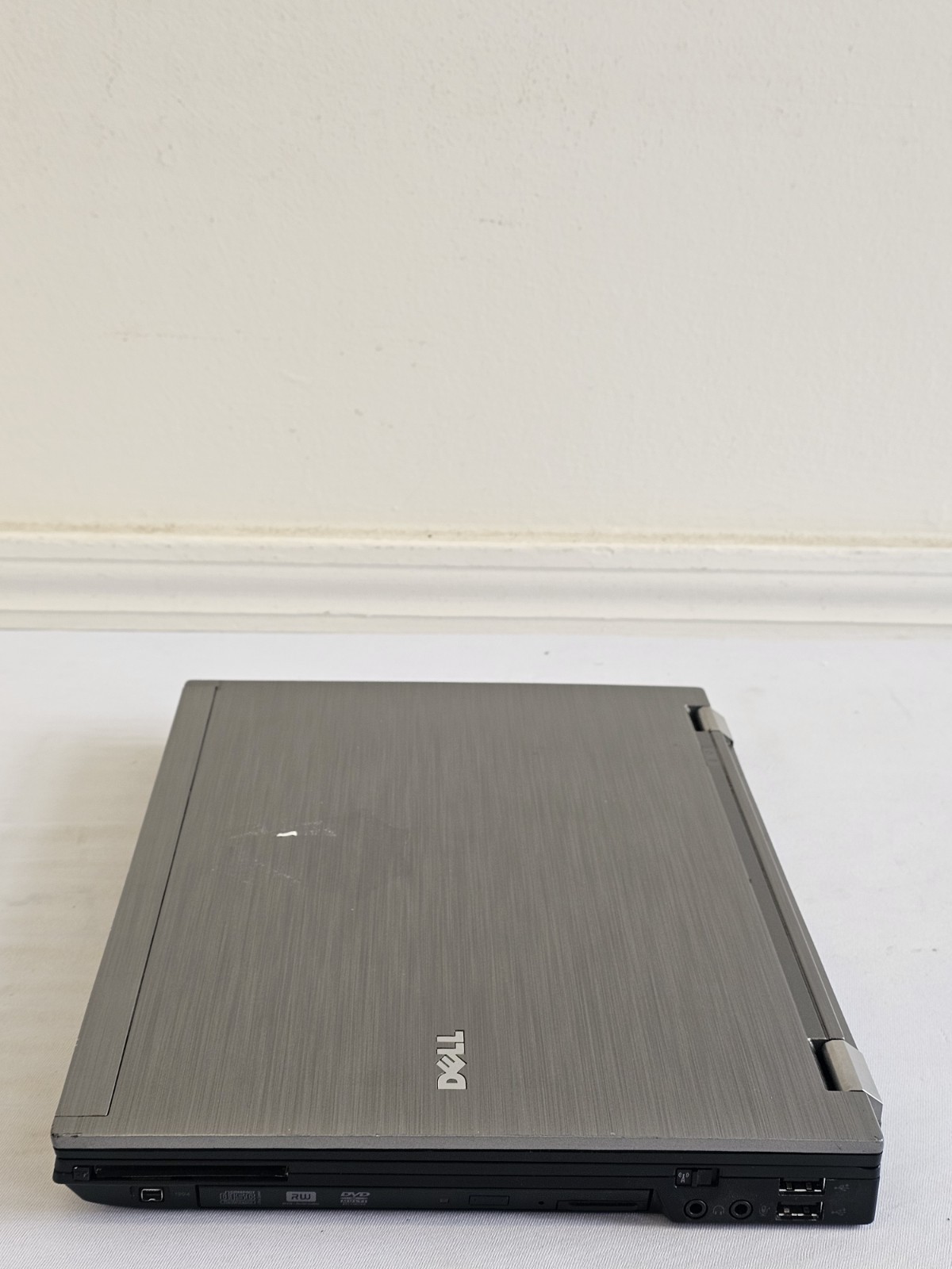 Dell Latitude E6410 Laptop – Intel i5-M560 – 4GB RAM – 640GB – Windows 10 – READ