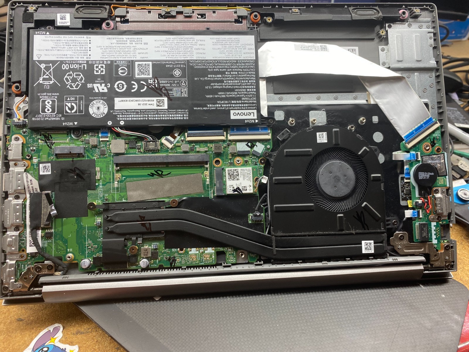LENOVO THINKBOOK 15G2ITL i7-1165G7@2.80GHz DOES NOT POWER ON *PARTS