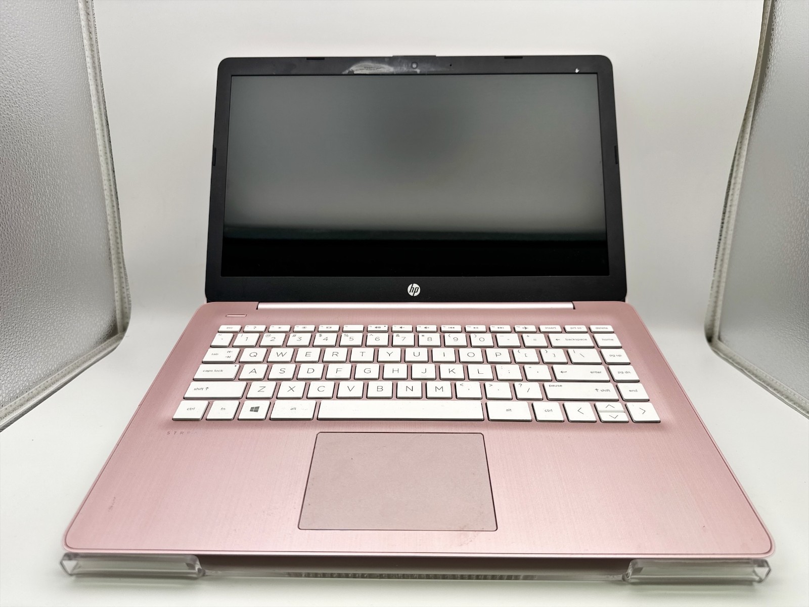 HP STREAM 14-DS0XXX A4-9120E 4 GB 62 GB SATA SSD 13.9″ Laptop