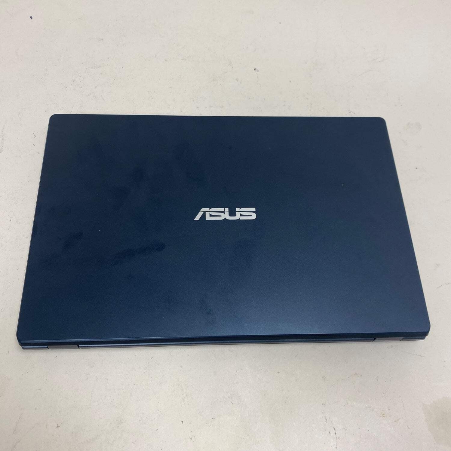 Asus Vivobook Go 14 E410K 14″ Pentium Silver N6000 1.1GHz 4GB RAM 128GB SSD