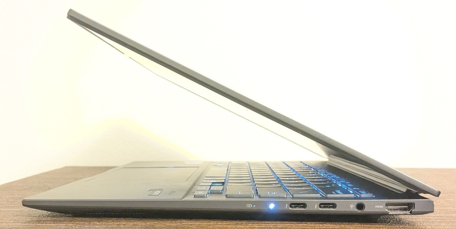 ASUS Zenbook 14 FHD+ OLED Touch (Core Ultra 9 285H, 32GB RAM, 1TB SSD) Laptop