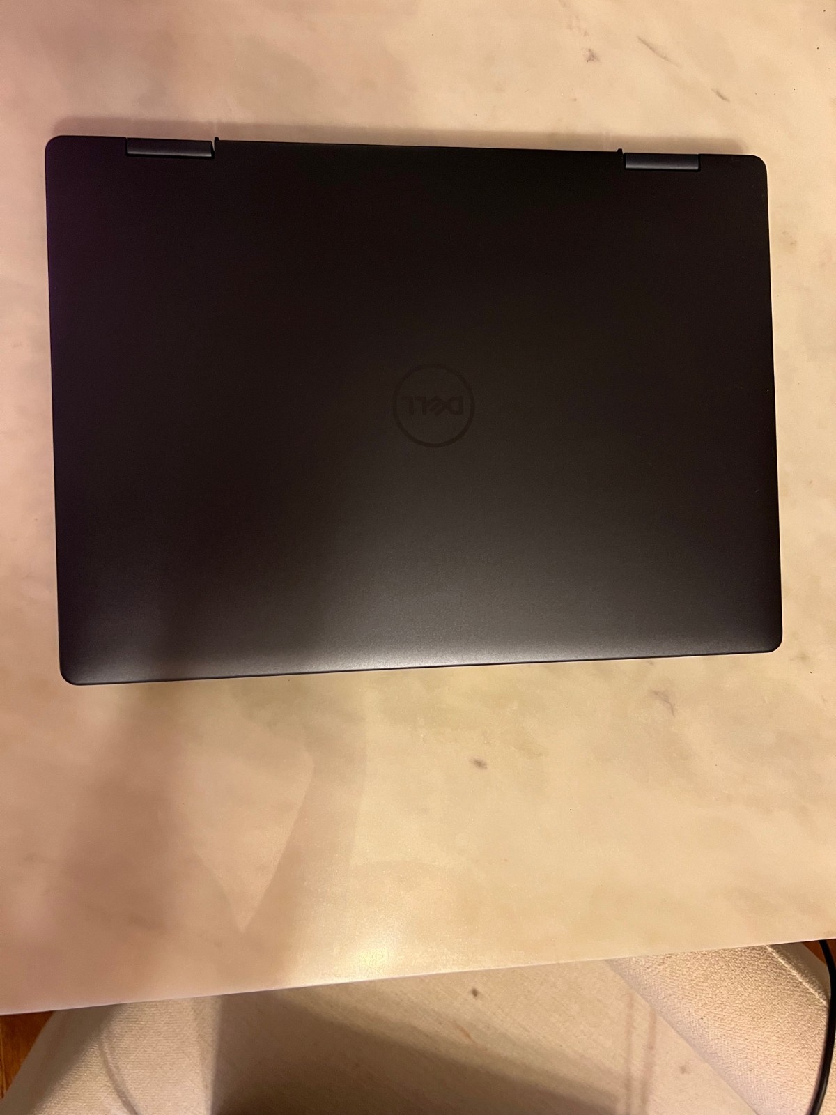 Dell Inspiron 14 2-in-1 14″ IPS LED Touch Screen Laptop – AMD Ryzen 7 with 16GB