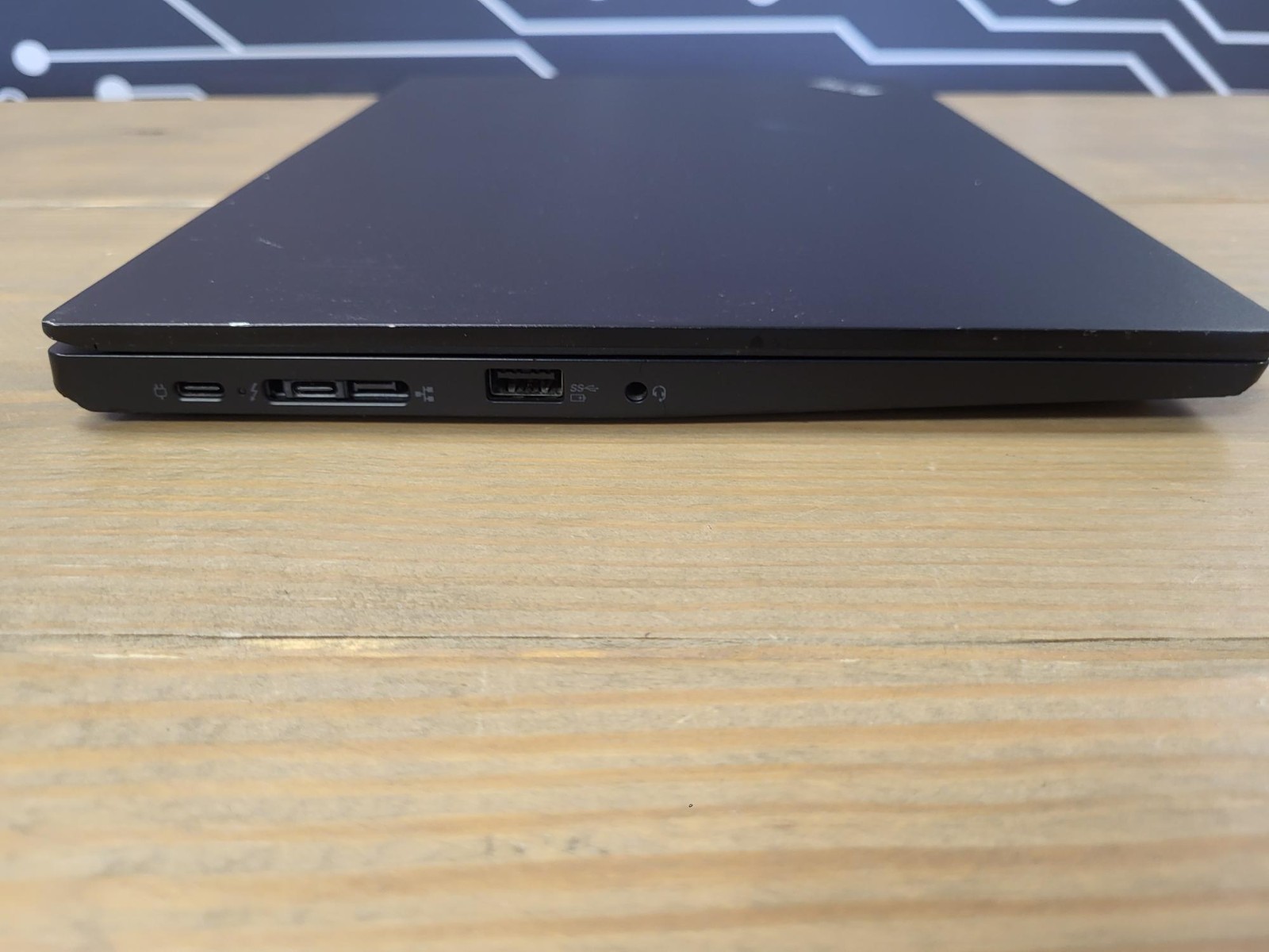 Lenovo ThinkPad L13 Gen 2 13.3″ i5-1135G7 8GB RAM 256GB SSD No OS D-Grade