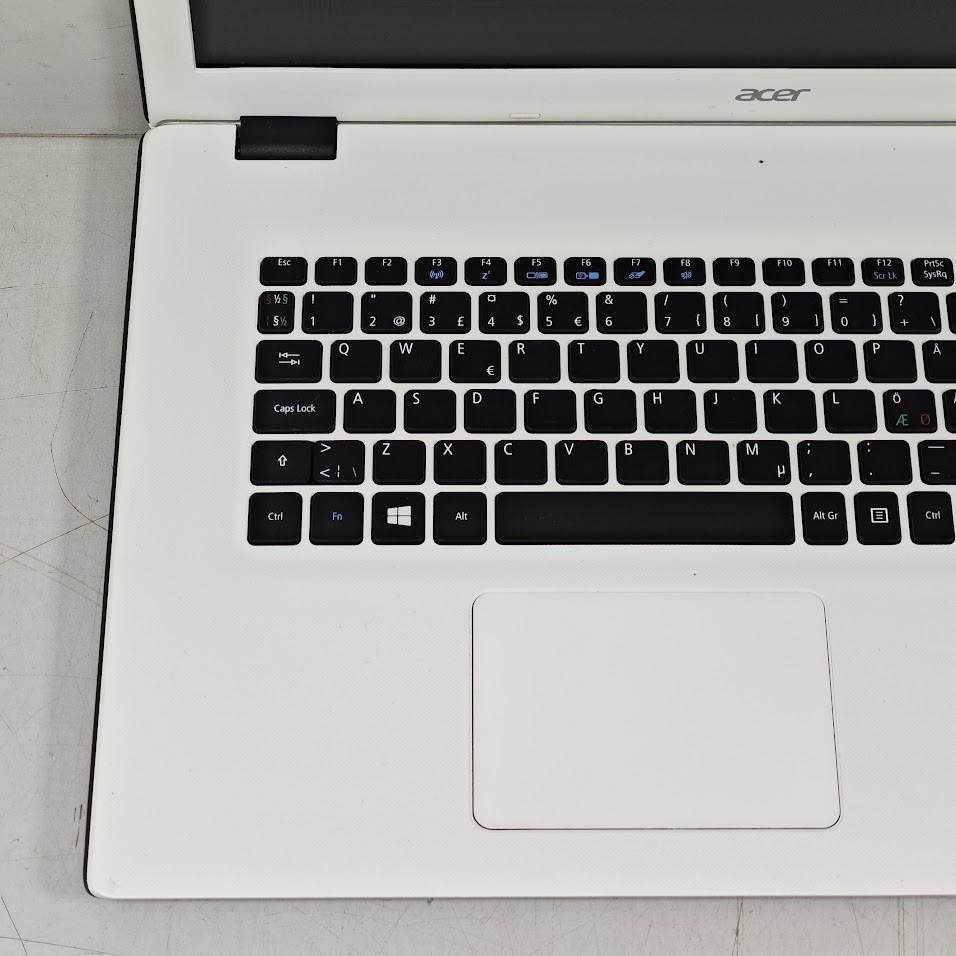 Acer Aspire E5-722G-88DQ Laptop – AMD A8-7410, AMD Radeon R5, 8GB RAM