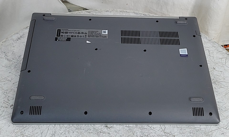 Lenovo IdeaPad 320-15ABR 80XS Laptop AMD A12-9720P 8GB 250GB