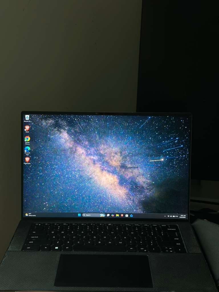 Dell XPS 15 9520 — i7-12700H, RTX 3050 Ti, 16GB RAM, 1TB+ SSD — New Battery