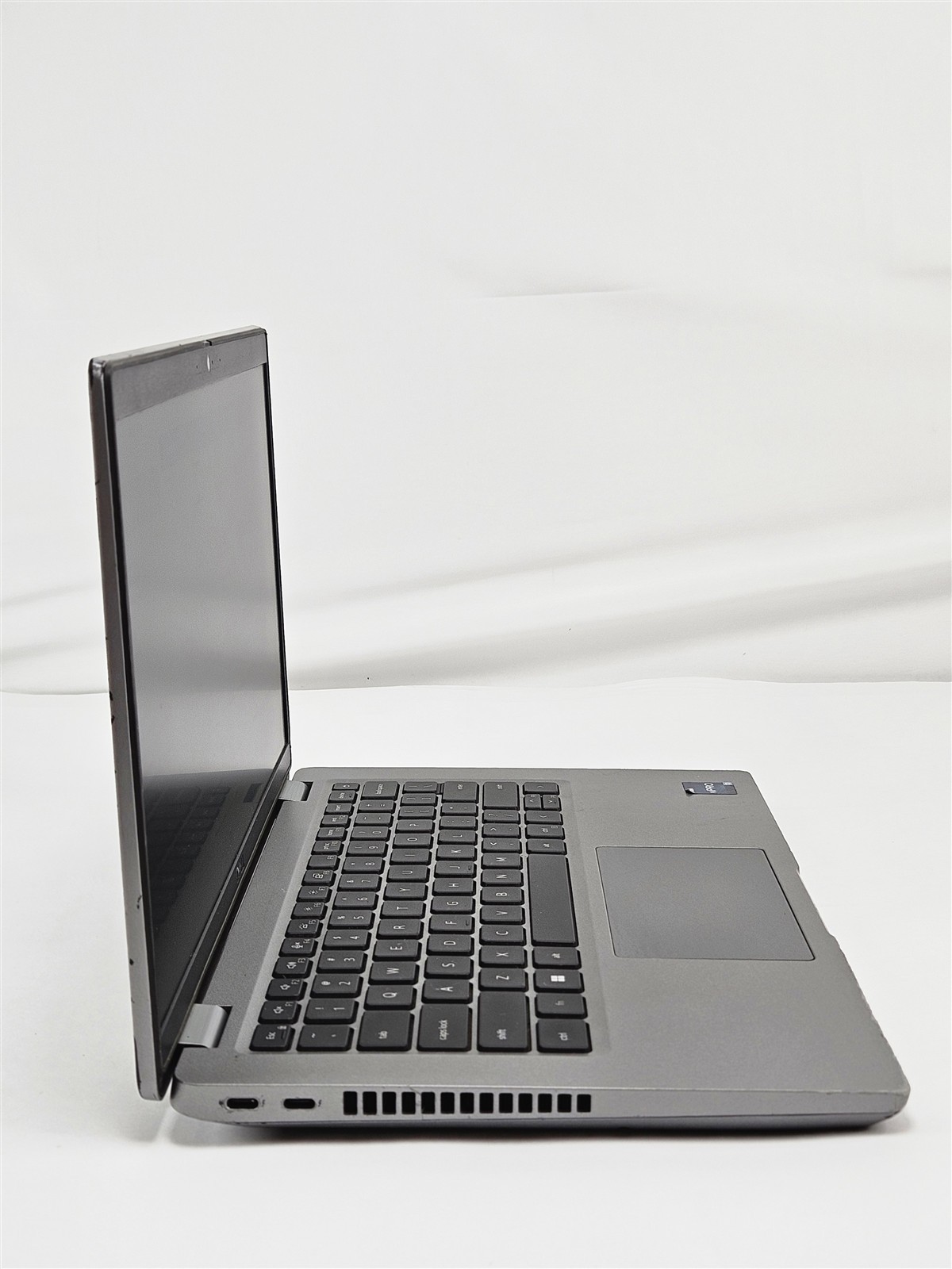 Dell Latitude 5431 Intel Core i7-1270P 16GB 256GB SSD 14″ Business