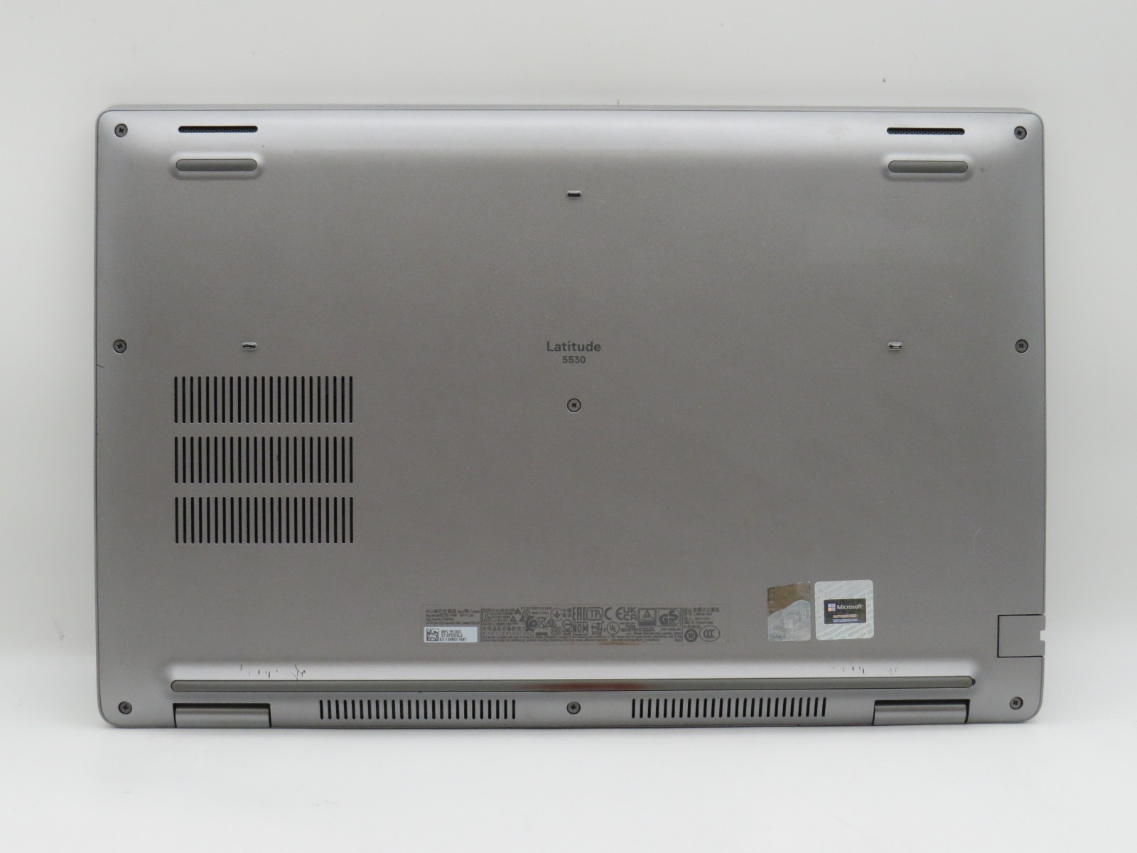 Dell Latitude 5530 i7-1255u @ 1.7GHz 32GB DDR4 256GB m2 15.6″ | Win 11