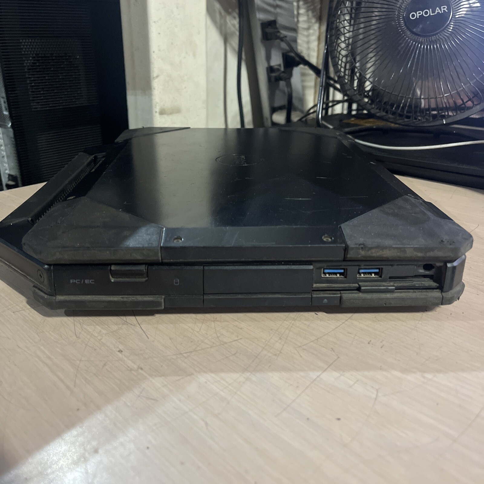 DELL LATITUDE 5414 INTEL CORE I3-6100U 2.30GHZ 4GB RAM NO HD