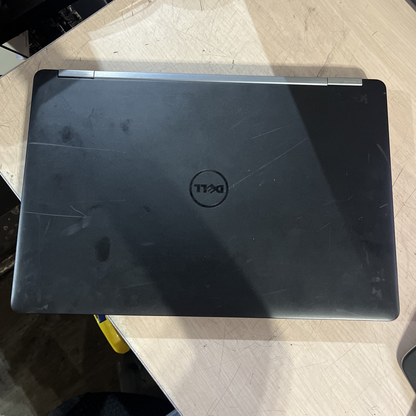 DELL LATITUDE E5570 INTEL CORE I5-6300U 2.40GHZ 8GB RAM NO HD ;