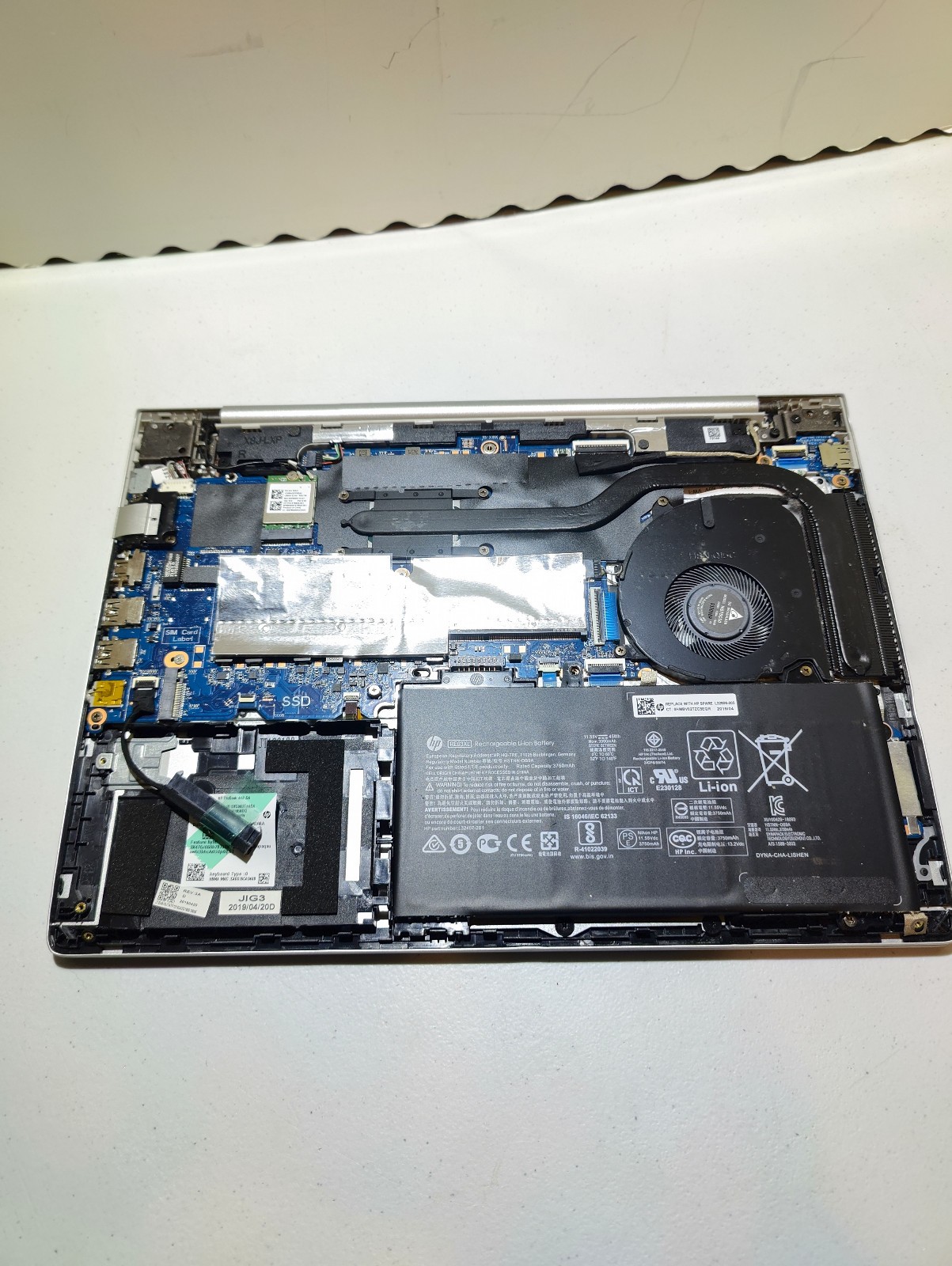 HP PROBOOK 440 G6 Intel® Core™ i5-8265U 8GB RAM, NO HDD/OS PARTS ONLY