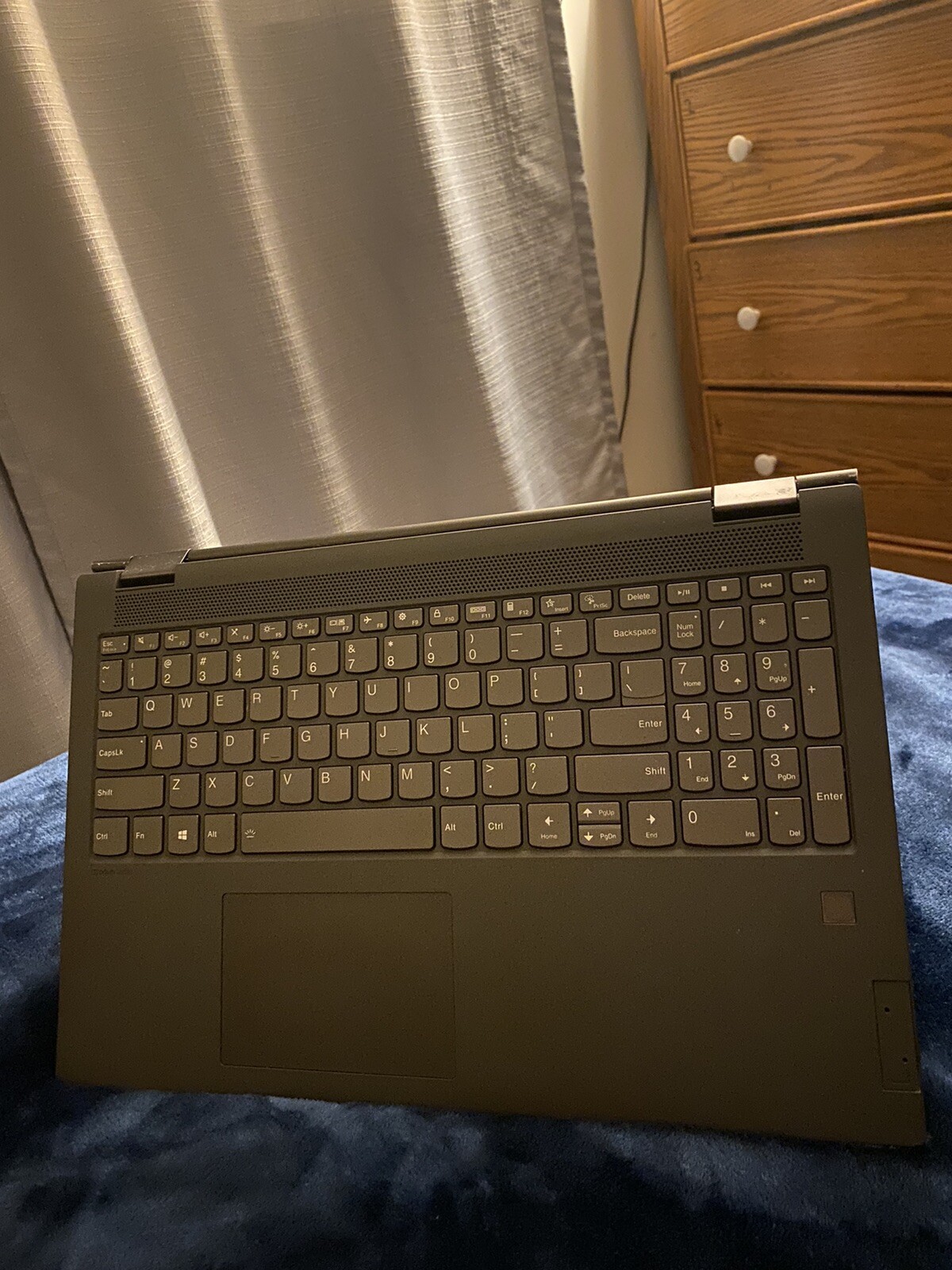 Lenovo IdeaPad Flex 5 15IIL05 15.6″ (237 GB). 2 In 1 Comes with Charger