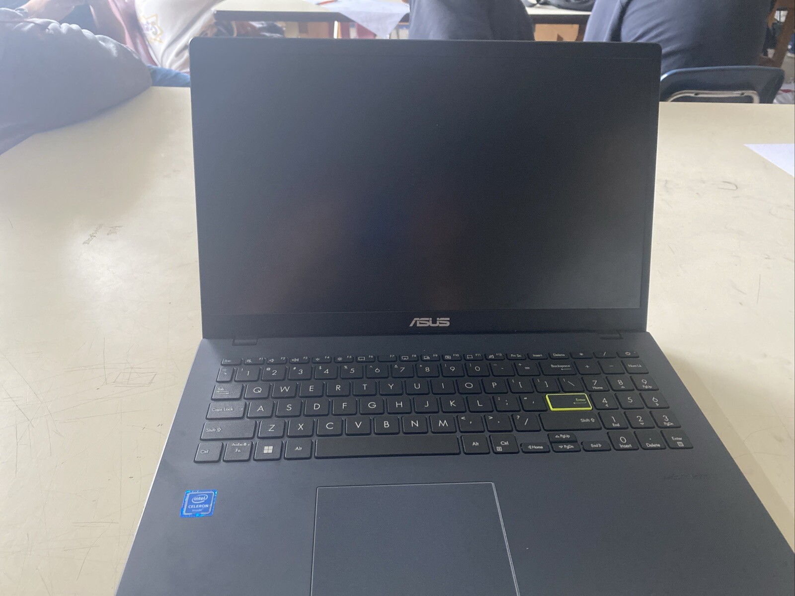 ASUS VivoBook 15 15.6″ (64GB eMMC, Intel Celeron N, ‎2.8 GHz, 4GB) Laptop -…