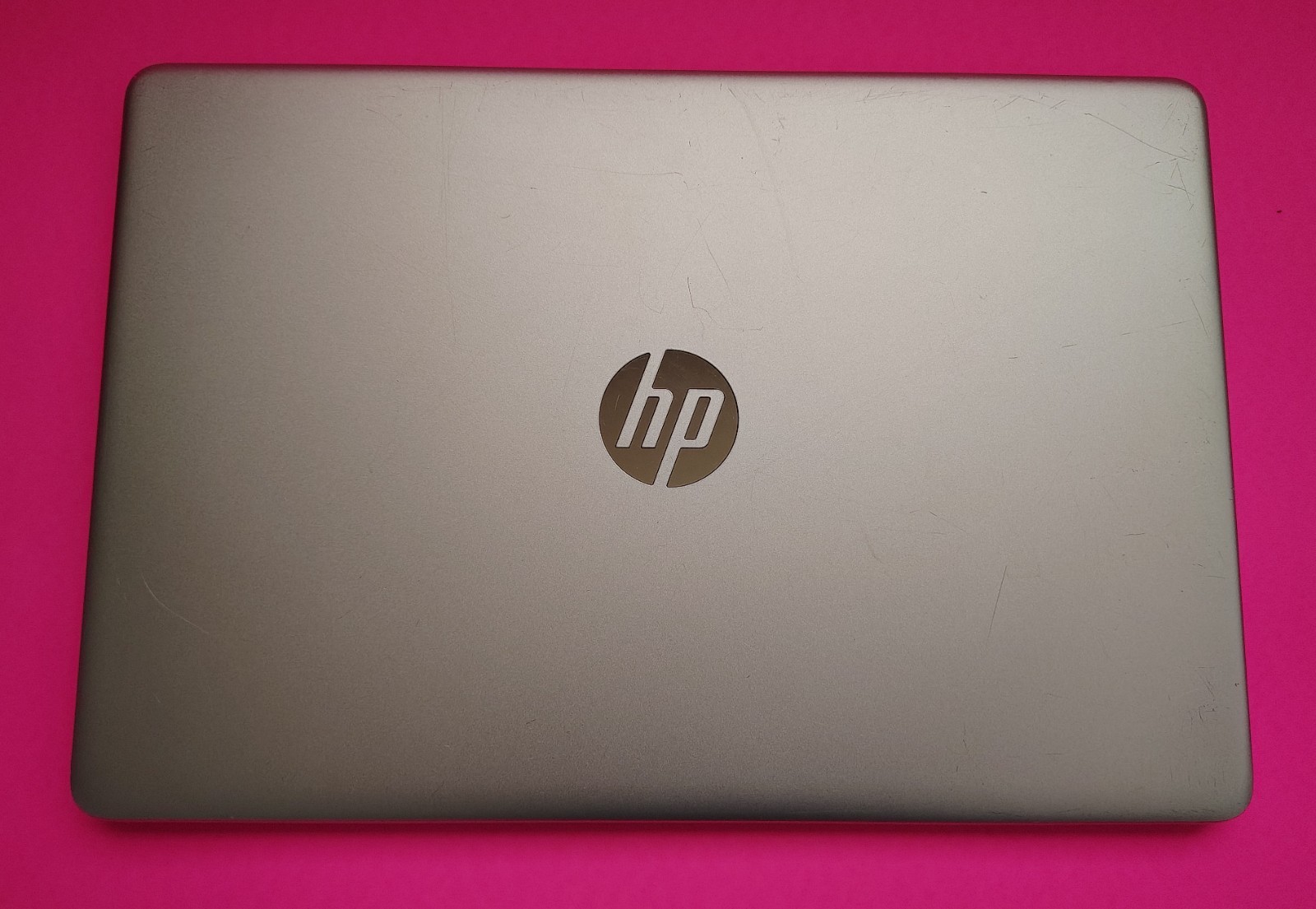 HP 15.6″ Touch Laptop Intel Core i3-1005G1 / 256GB SSD 8GB RAM Win 11 Home