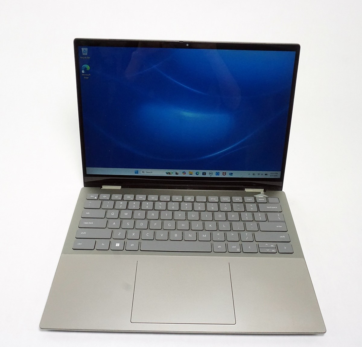 Dell Inspiron 7425 2-in-1 14″ FHD+ AMD Ryzen 5 5625U 2.3GHz 8GB RAM 512GB SSD