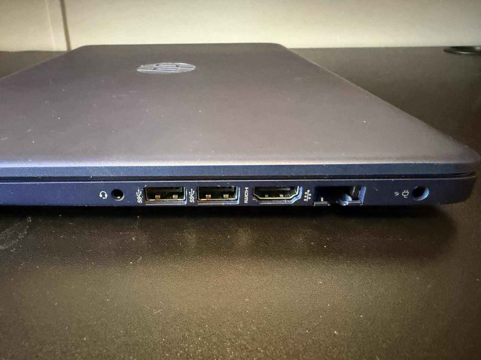 HP Stream 14-CF2111WM 14″ Celeron N4120 1.1GHz 4GB RAM 64GB SSD Blue