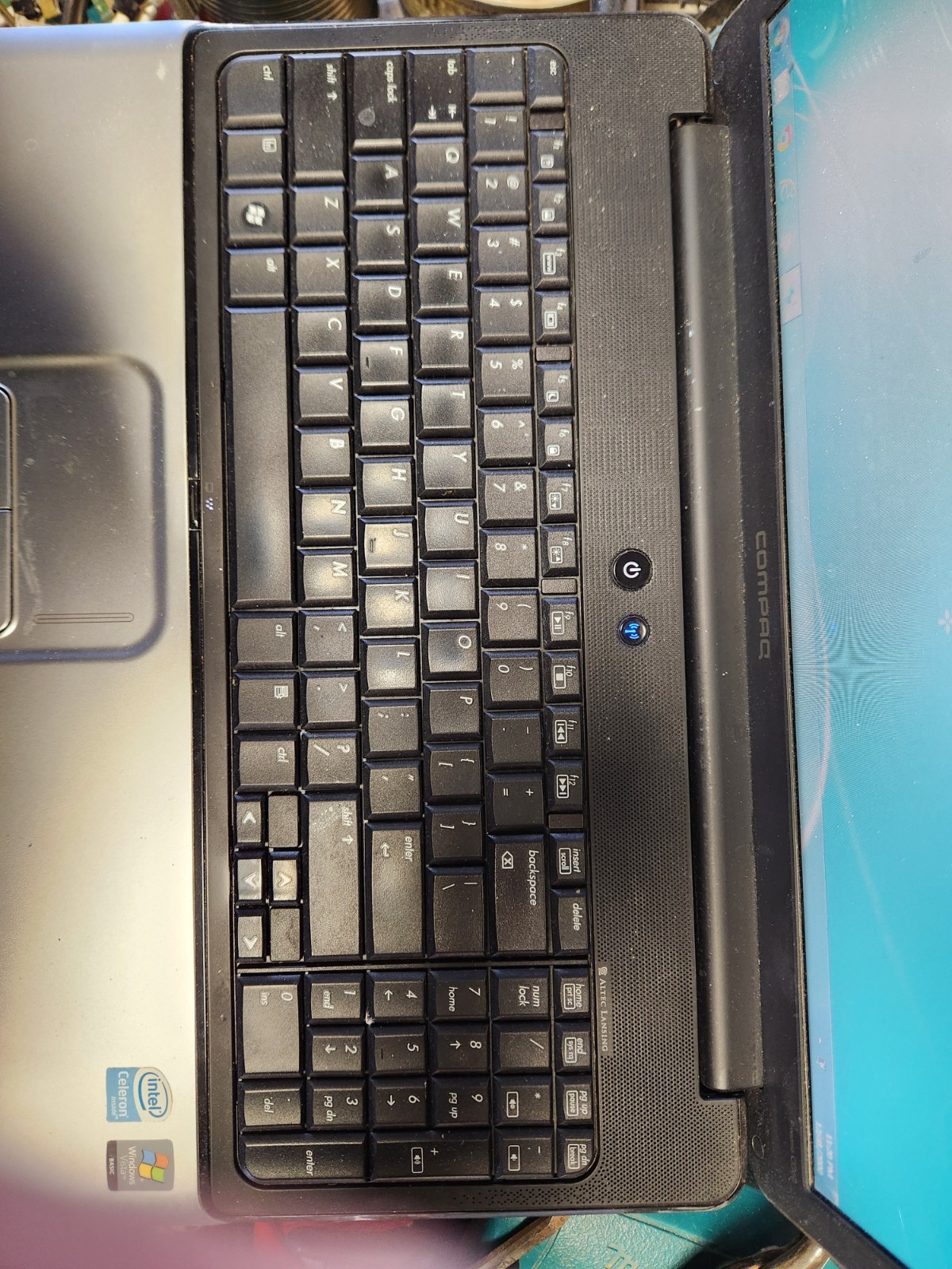 Compaq Presario CQ60-211DX Intel Celeron 585 2.16GHz 2 GB, Works Great, Batt. de