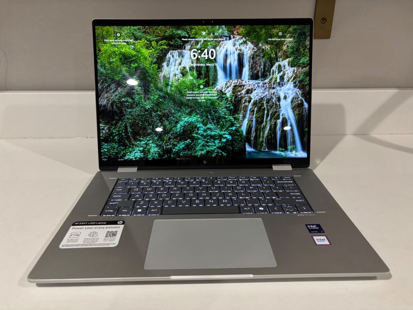 HP ENVY x360 14-es1023dx 2-in-1 – 16″ Touch, Intel Core Ultra 7 16GB RAM 1TB SSD