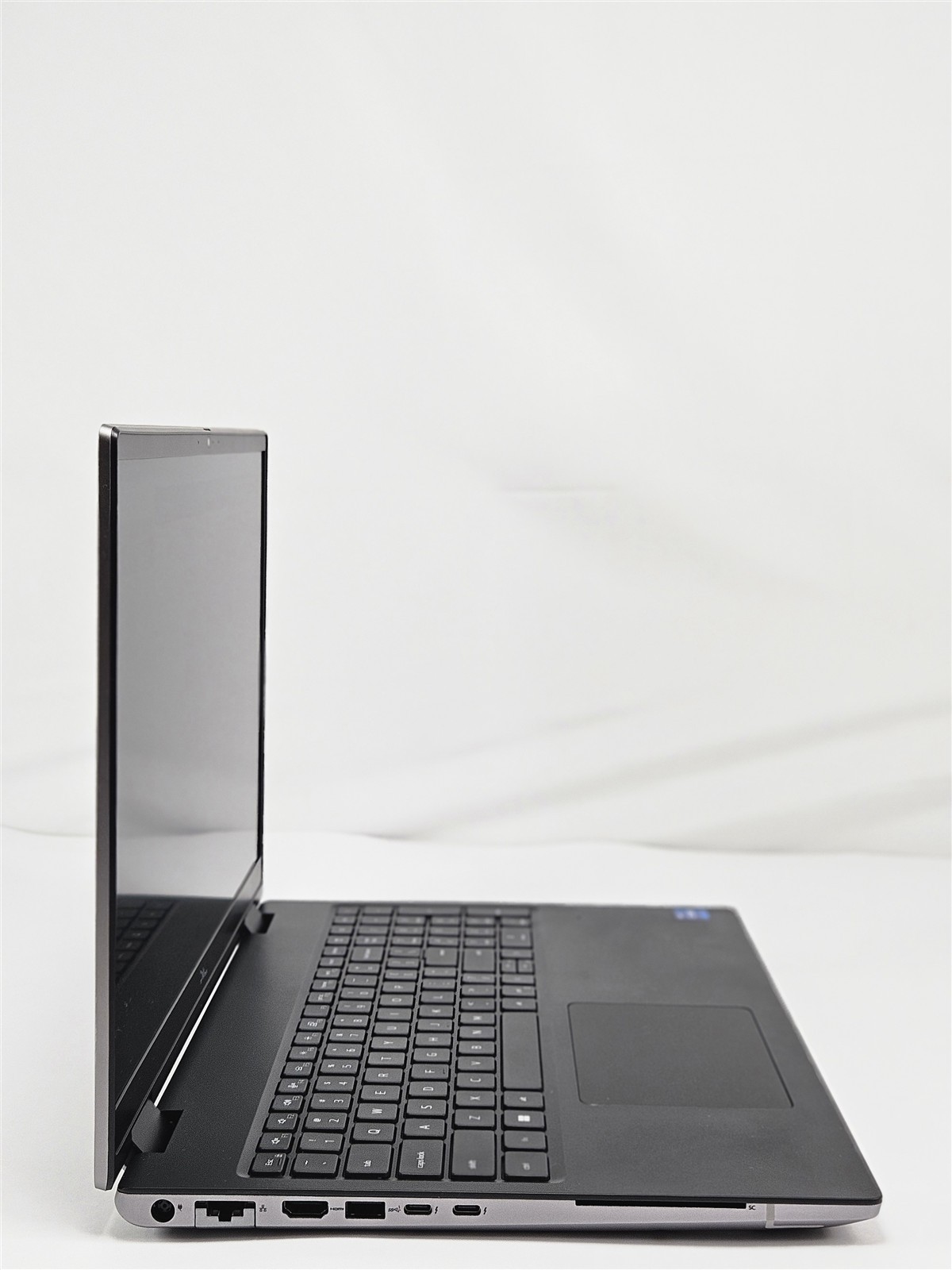 Dell Precision 7670 i7-12850HX 64GB 1TB NVMe 16″ FHD+ RTX A1000 4GB