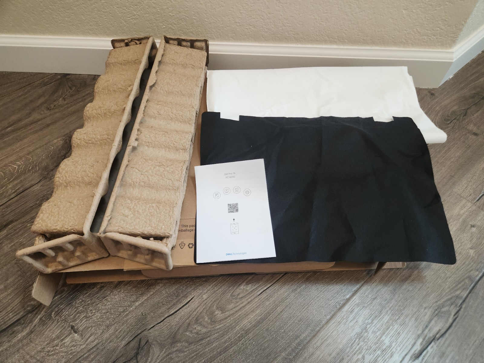Box Dell Pro 16 Plus PB16250 Laptop PACKAGE SHIPPING BOX ONLY with Inserts