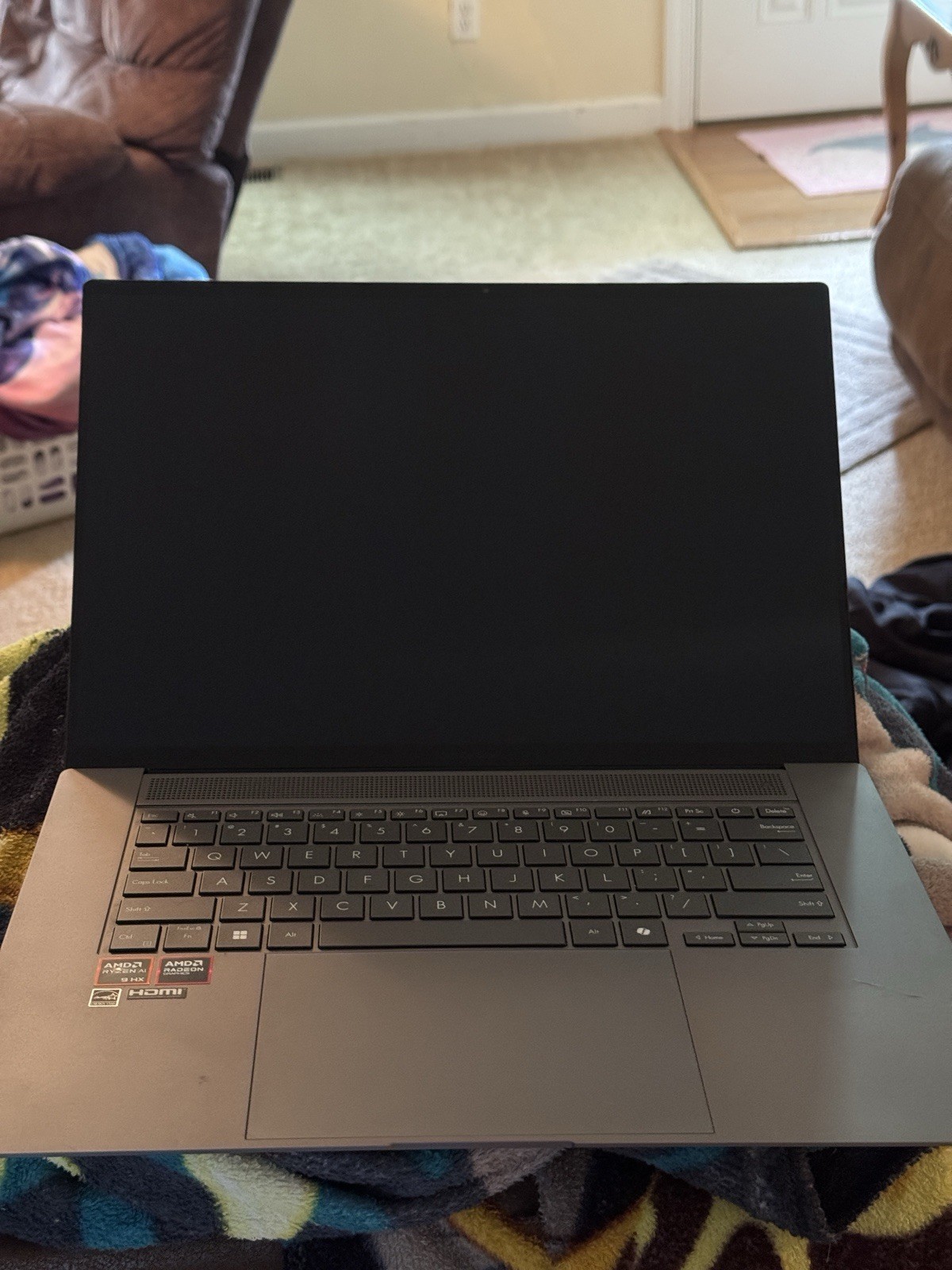 ASUS Zenbook S16 OLED 3K Touch UM5606WA Ryzen AI 9 HX 370 32GB RAM 1TB SSD