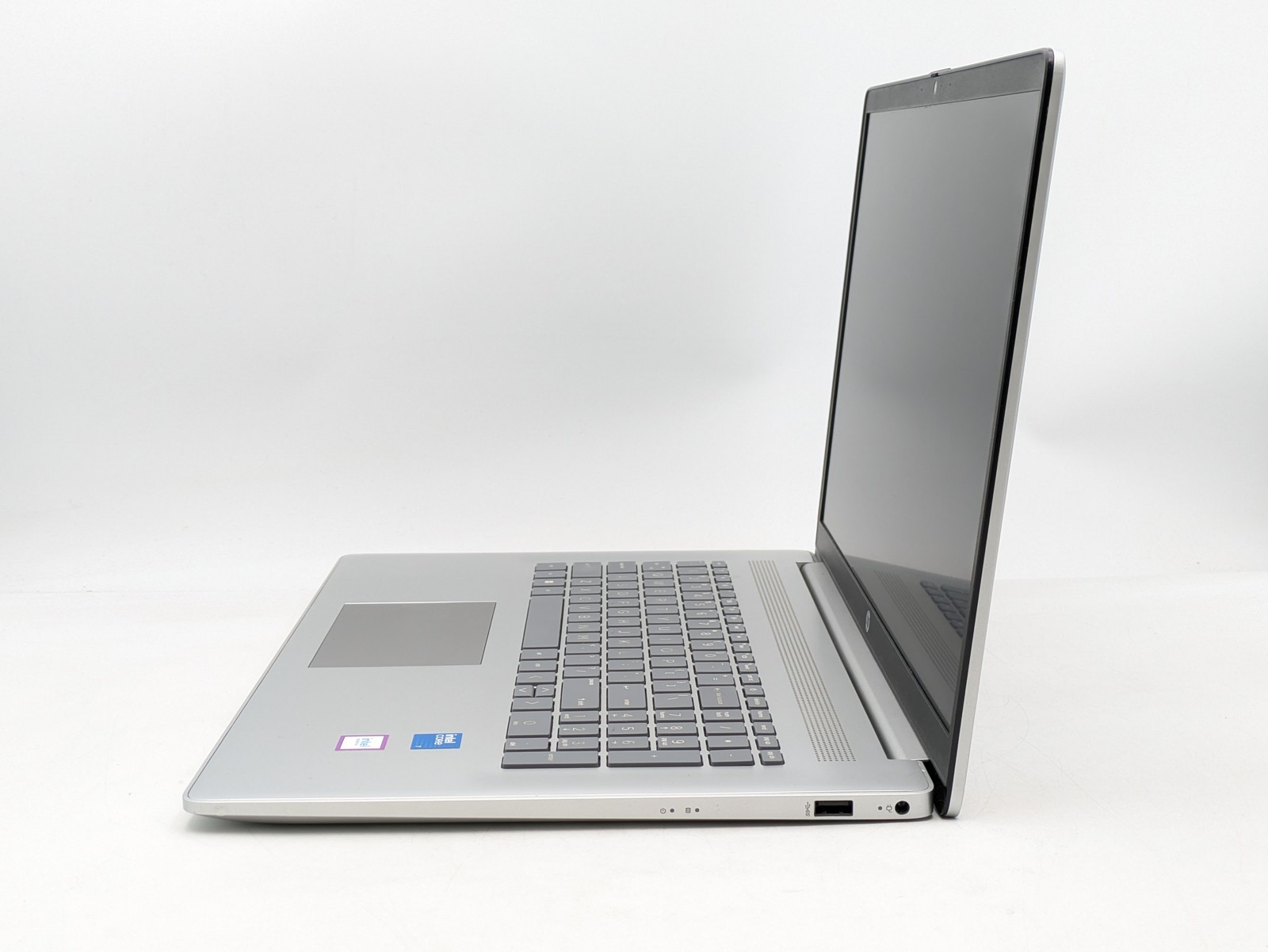 HP Laptop 17-cn4047nr 17.3″ Core 7 150U 16GB DDR4 512GB SSD Windows 11 Home