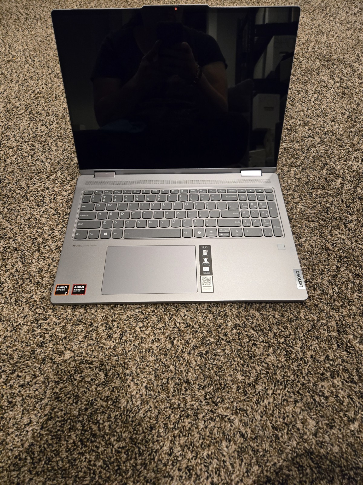 Lenovo Yoga 7 2-in-1 16″ 2K Touch AMD Ryzen 7 8840HS 16GB 512GB SSD Gray