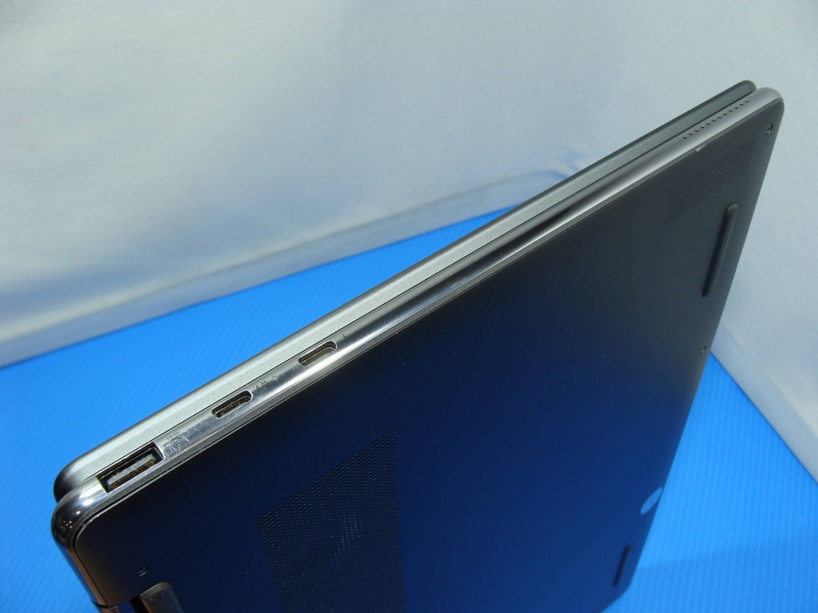 Lenovo Yoga 9 14IAP7 14″WQUXGA TOUCH i7-1260P 2.1GHz 16GB 1TB SSD W11H +Charger