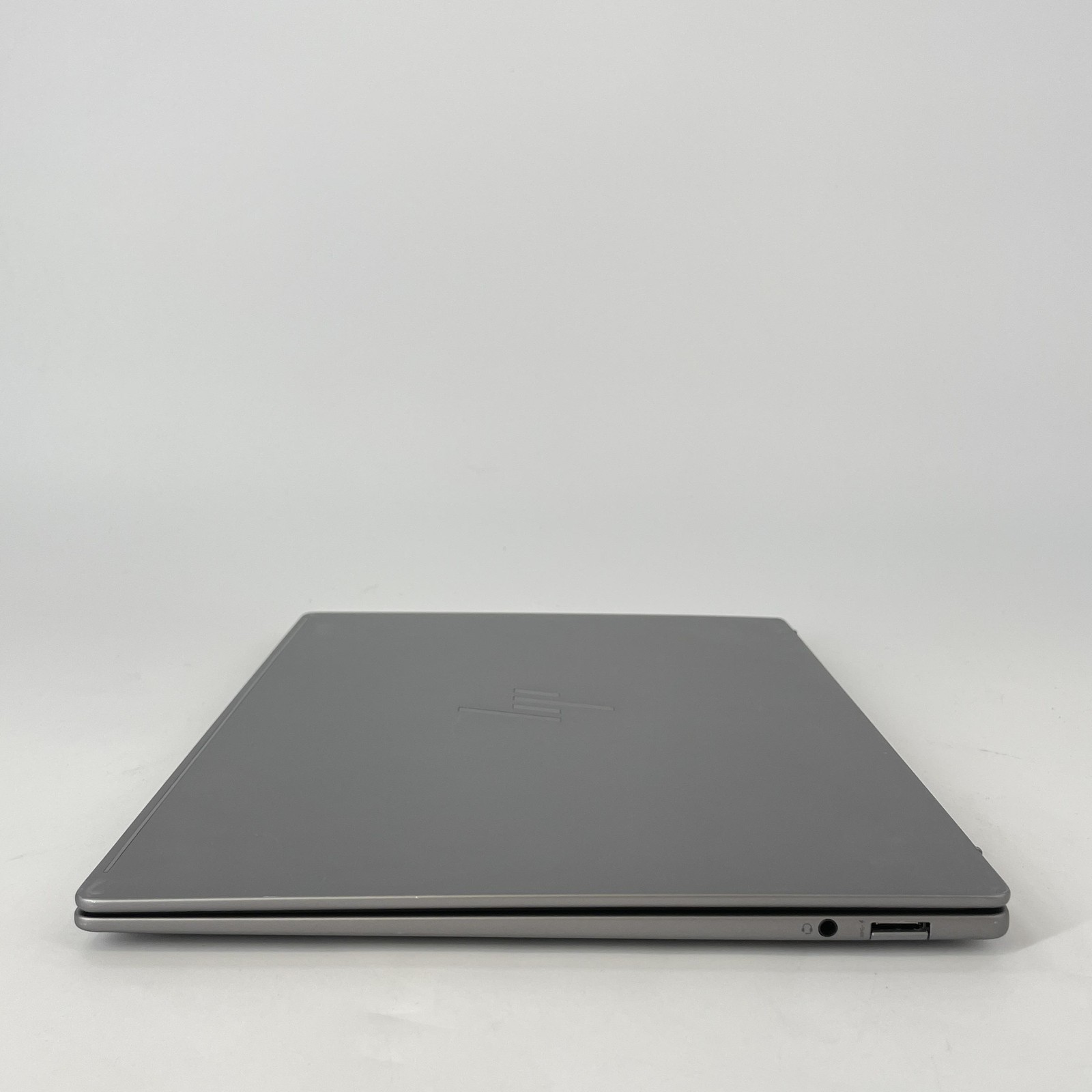 HP OmniBook X 14 Silver FHD+ TOUCH 3.4 GHz X Elite 16GB 1TB BAD HEADPHONE JACK