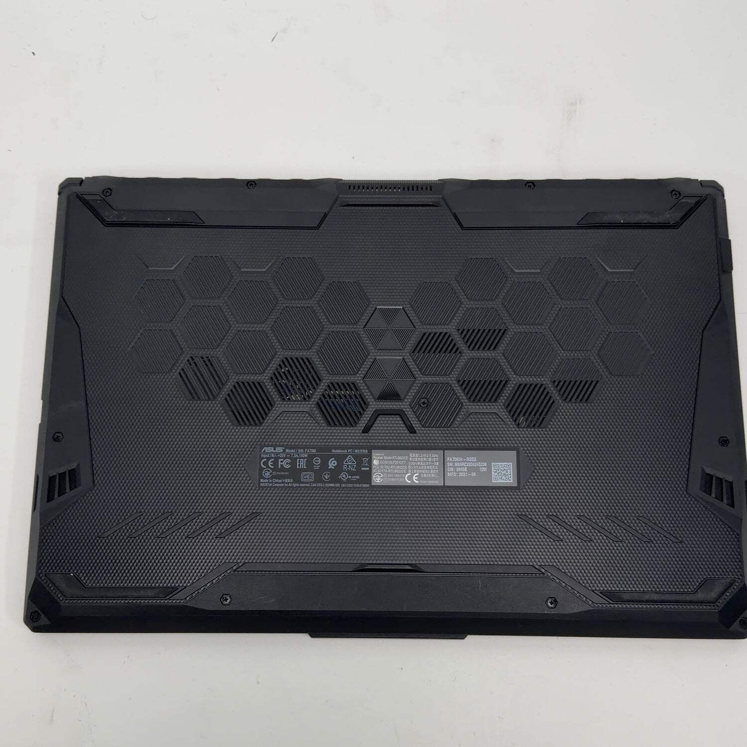 Asus TUF A17 FA706IH 17.3″ Ryzen 5 4600H 8GB RAM 512GB GeForce GTX 1650 READ