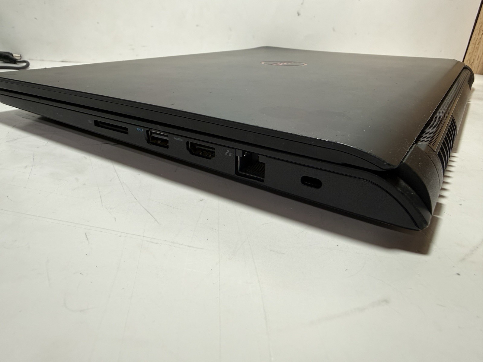 Dell Inspiron 15-7559 15.6″ i7-6700HQ@2.60GHz 8GB RAM 500GB HDD GTX 960M #0059