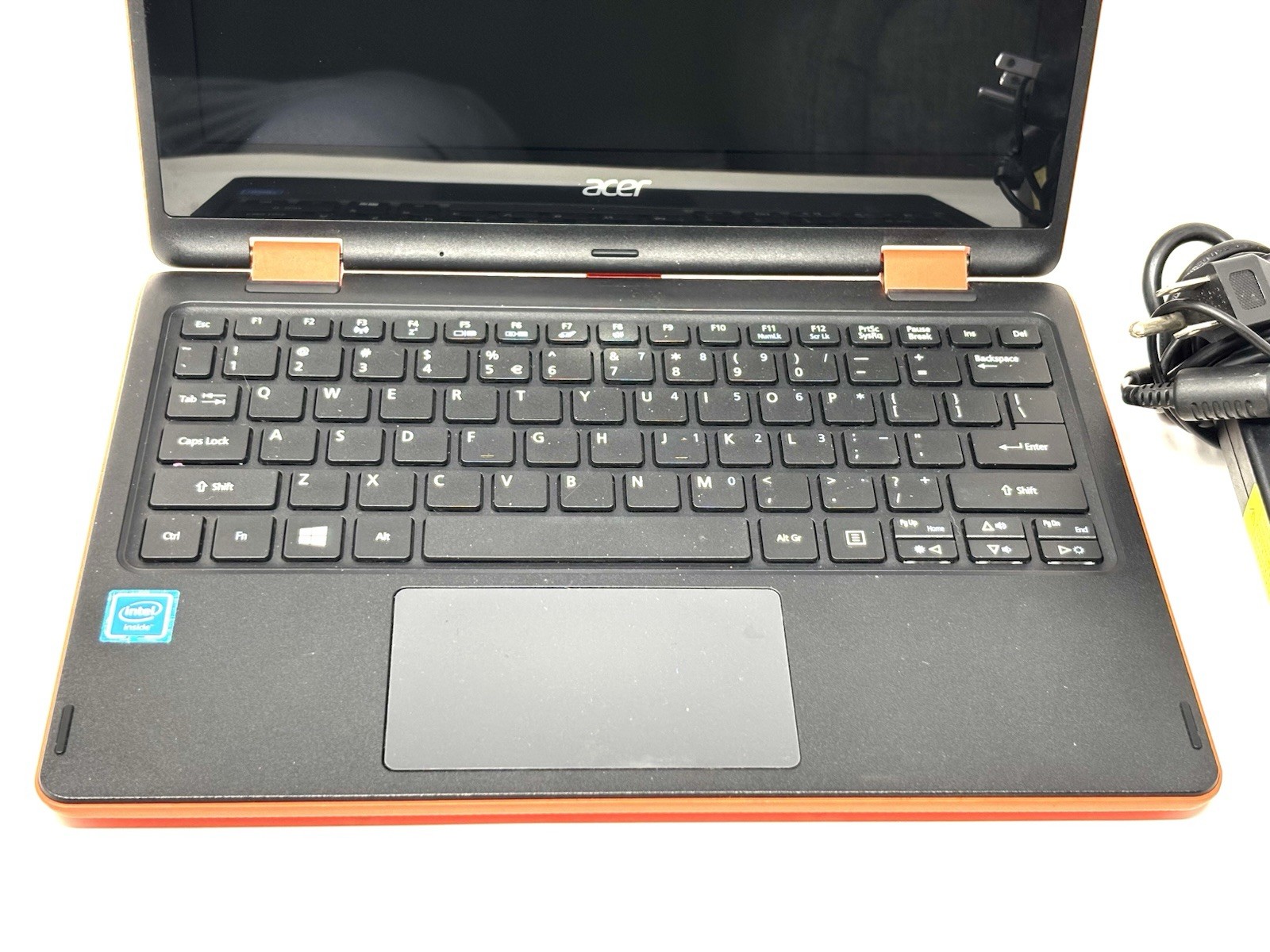 Acer Aspire r3 Series n15w5 On The Go Notebook Laptop