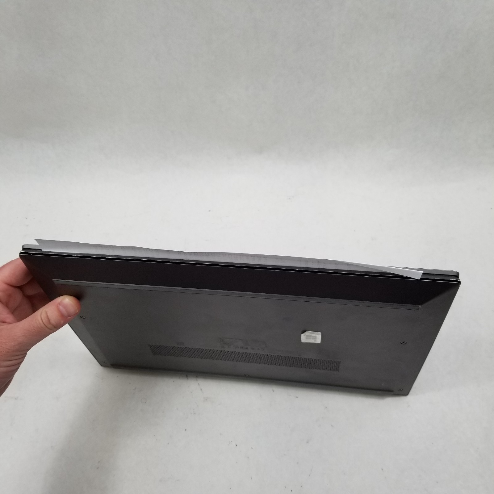 HP ZBook FireFly 14 G8 14″ i5-1145G7 2.60GHz 16GB RAM 512GB NVMe No OS *Read