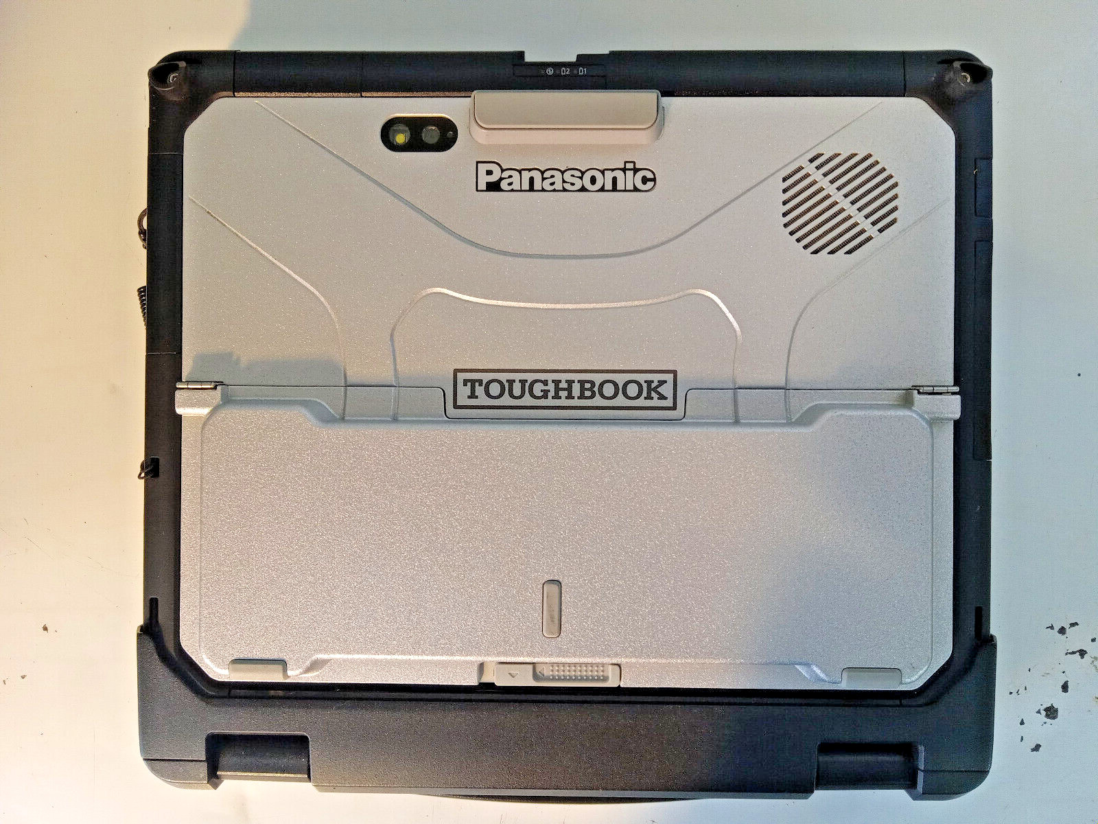 PANASONIC TOUGHBOOK CF-33 , i5-7300, 1TB, 16GB RAM, 2-HD BATS, WEB CAM, 4GGPS